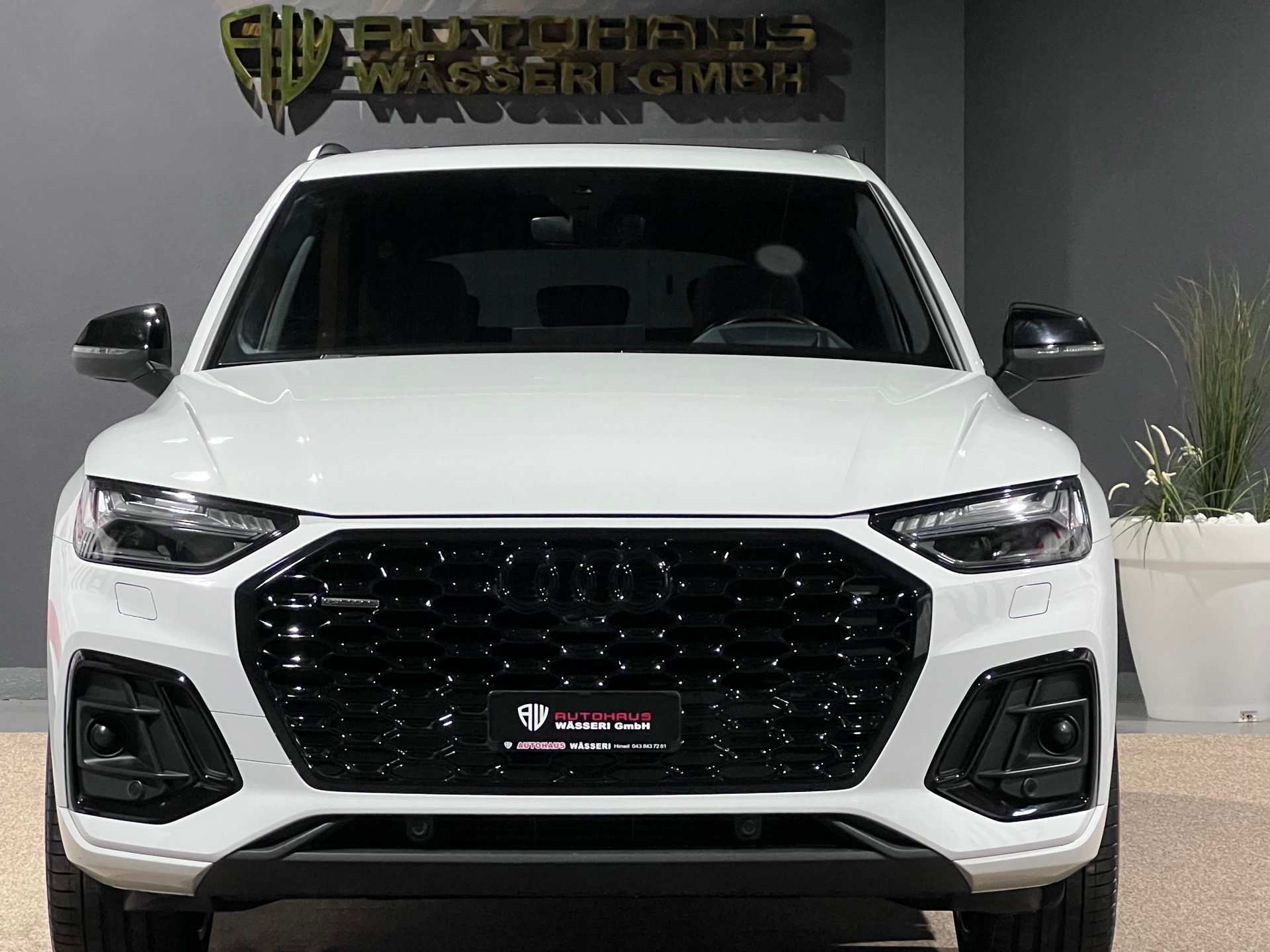 AUDI Q5 Sportback 45 TFSI S line quattro S-tronic-image-8