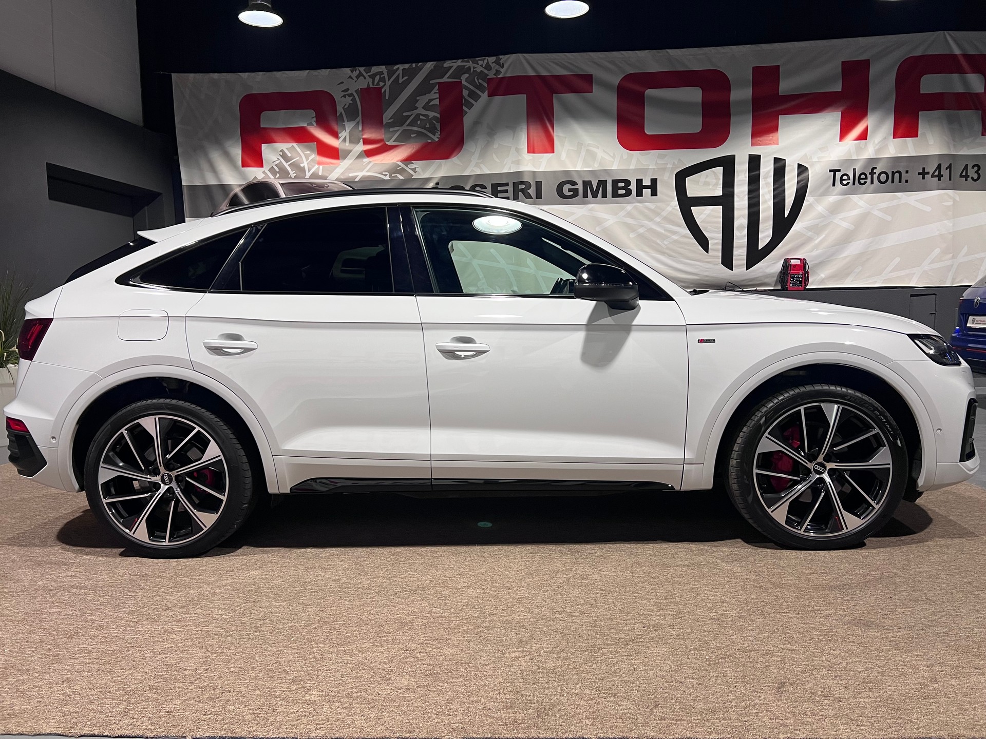 AUDI Q5 Sportback 45 TFSI S line quattro S-tronic-image-1