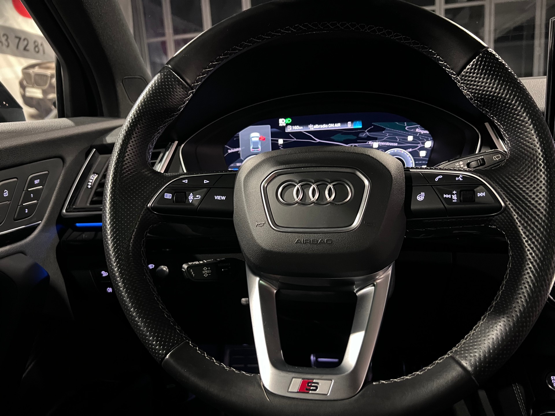 AUDI Q5 Sportback 45 TFSI S line quattro S-tronic-image-23