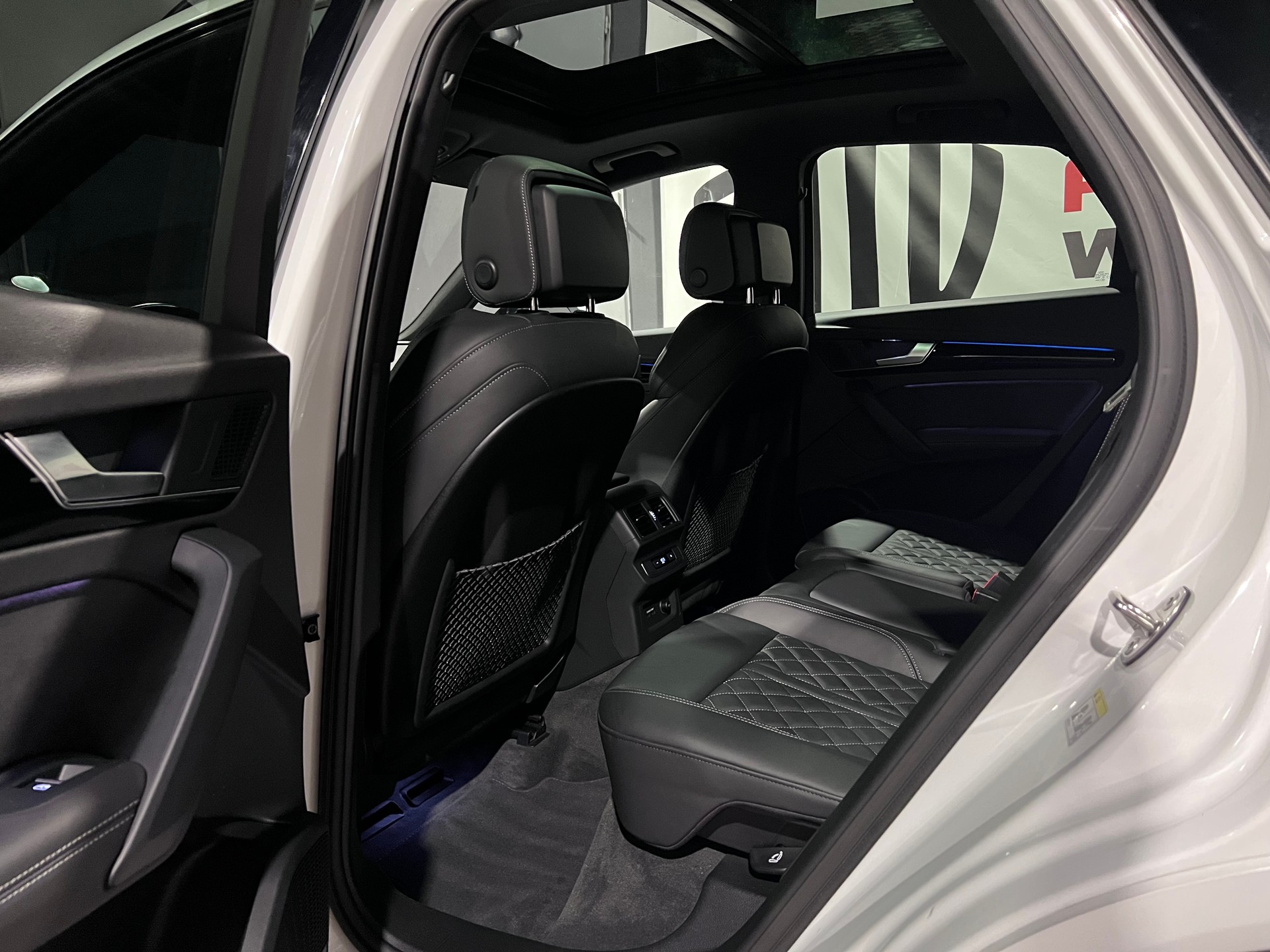 AUDI Q5 Sportback 45 TFSI S line quattro S-tronic-image-16