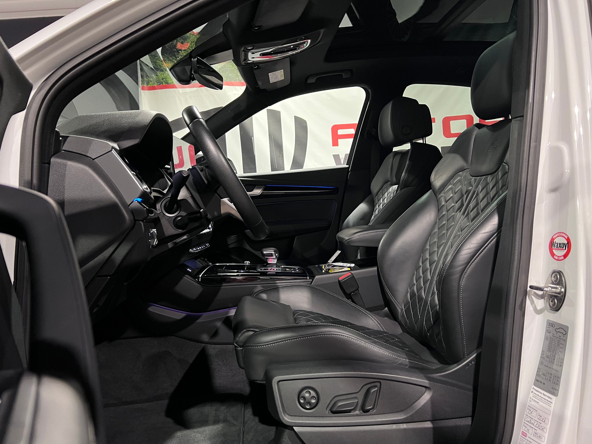 AUDI Q5 Sportback 45 TFSI S line quattro S-tronic-image-12