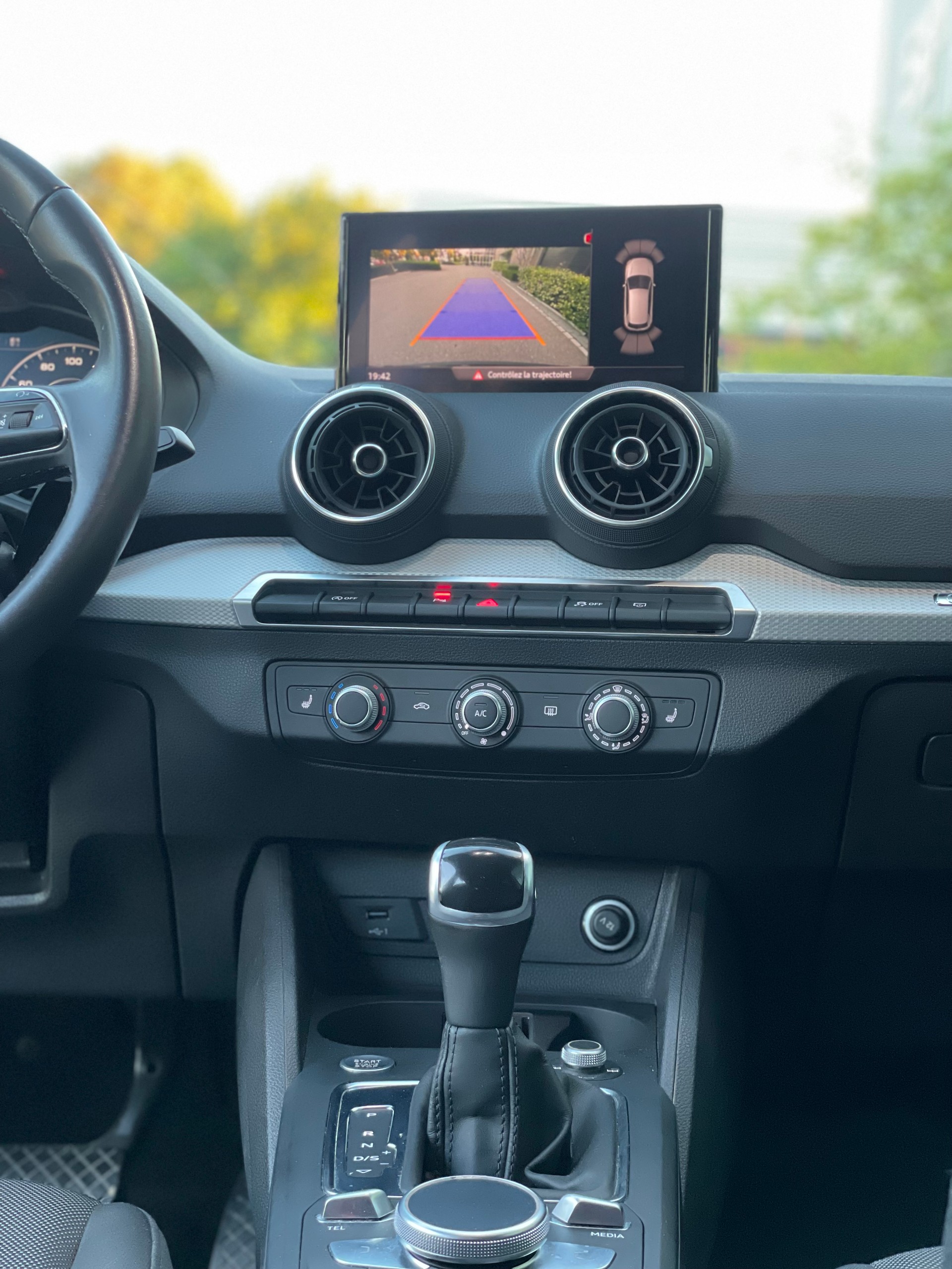 AUDI Q2 35 TFSI S-tronic-image-9