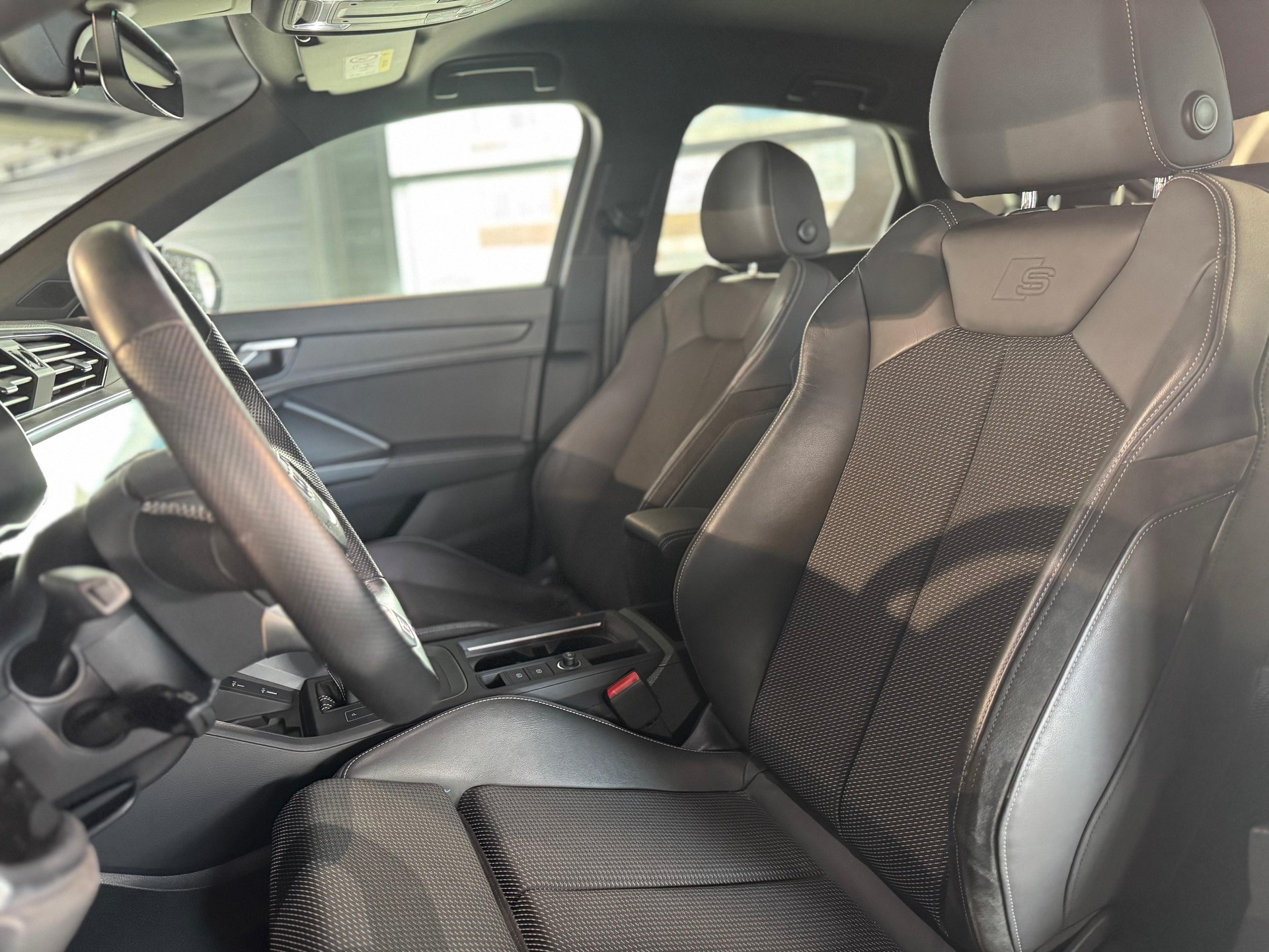 AUDI Q3 Sportback 35 TFSI S line Attraction S-tronic-image-13
