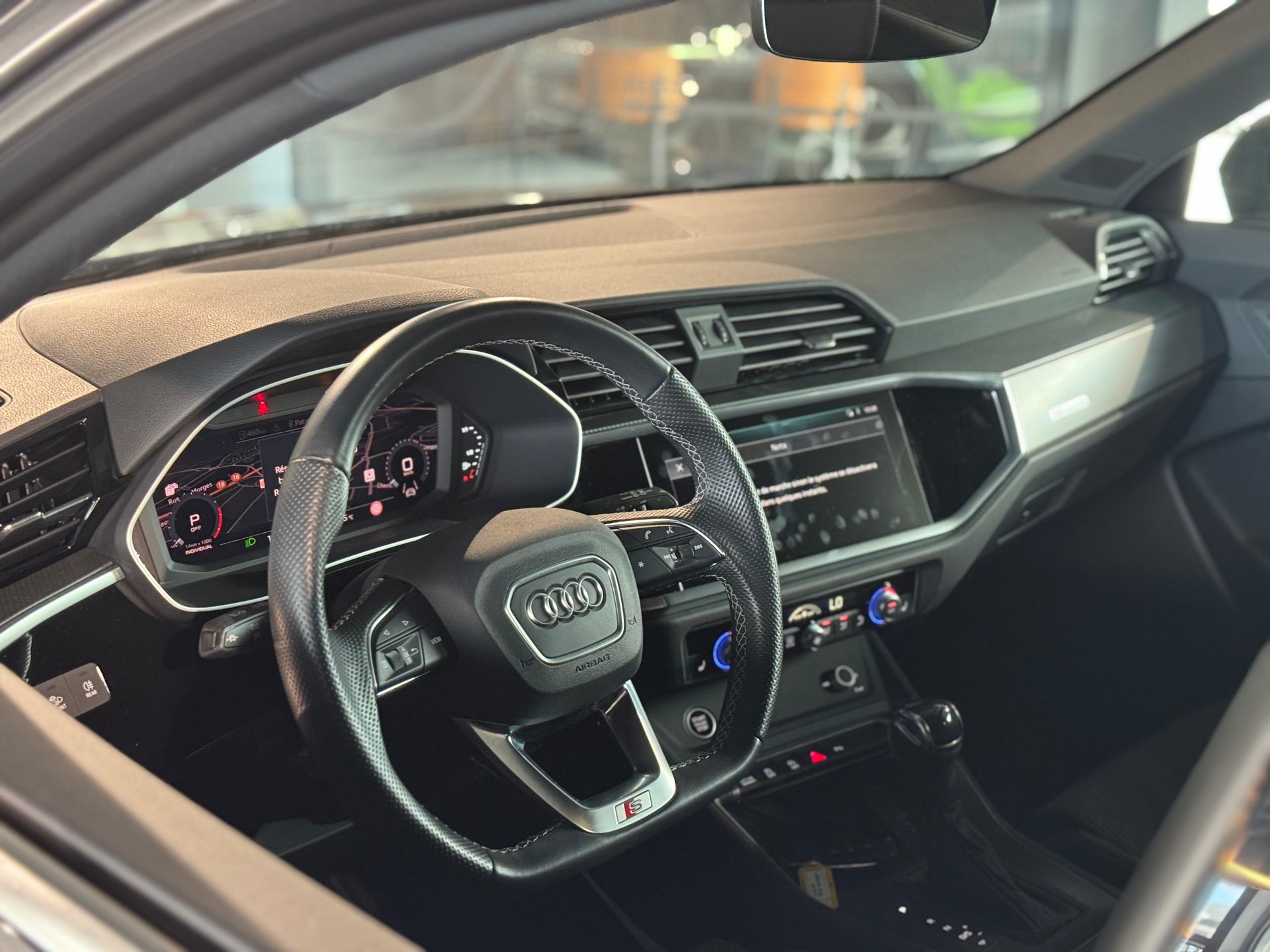 AUDI Q3 Sportback 35 TFSI S line Attraction S-tronic-image-3
