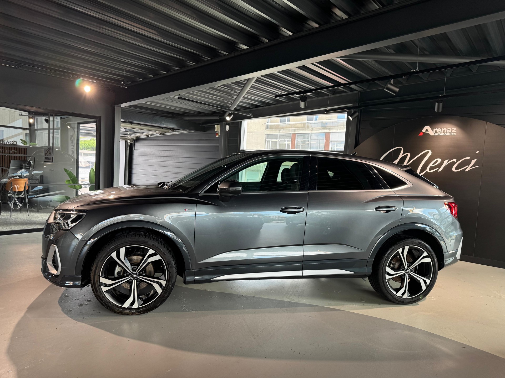 AUDI Q3 Sportback 35 TFSI S line Attraction S-tronic-image-2