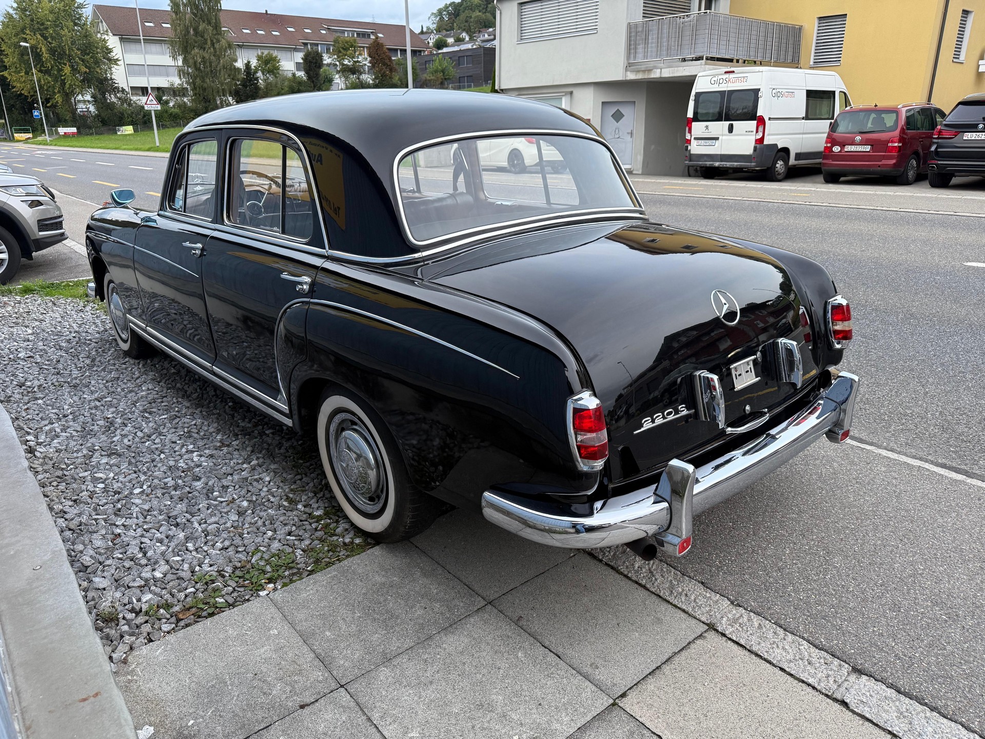 MERCEDES-BENZ 220 S Ponton-image-4