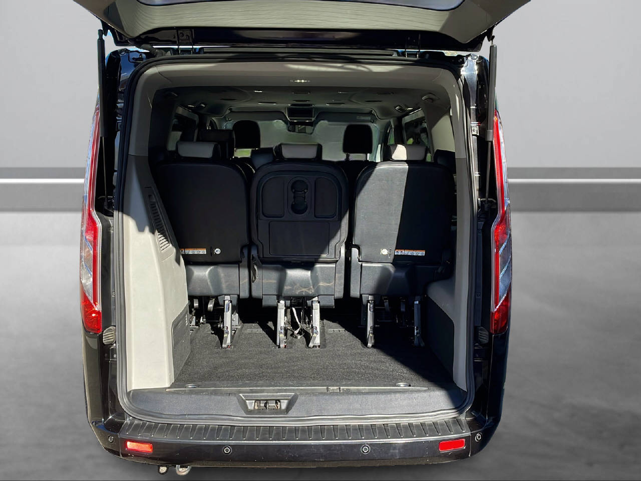 FORD Tourneo Custom 320 L1 2.0 TDCi 185 Titanium X-image-13