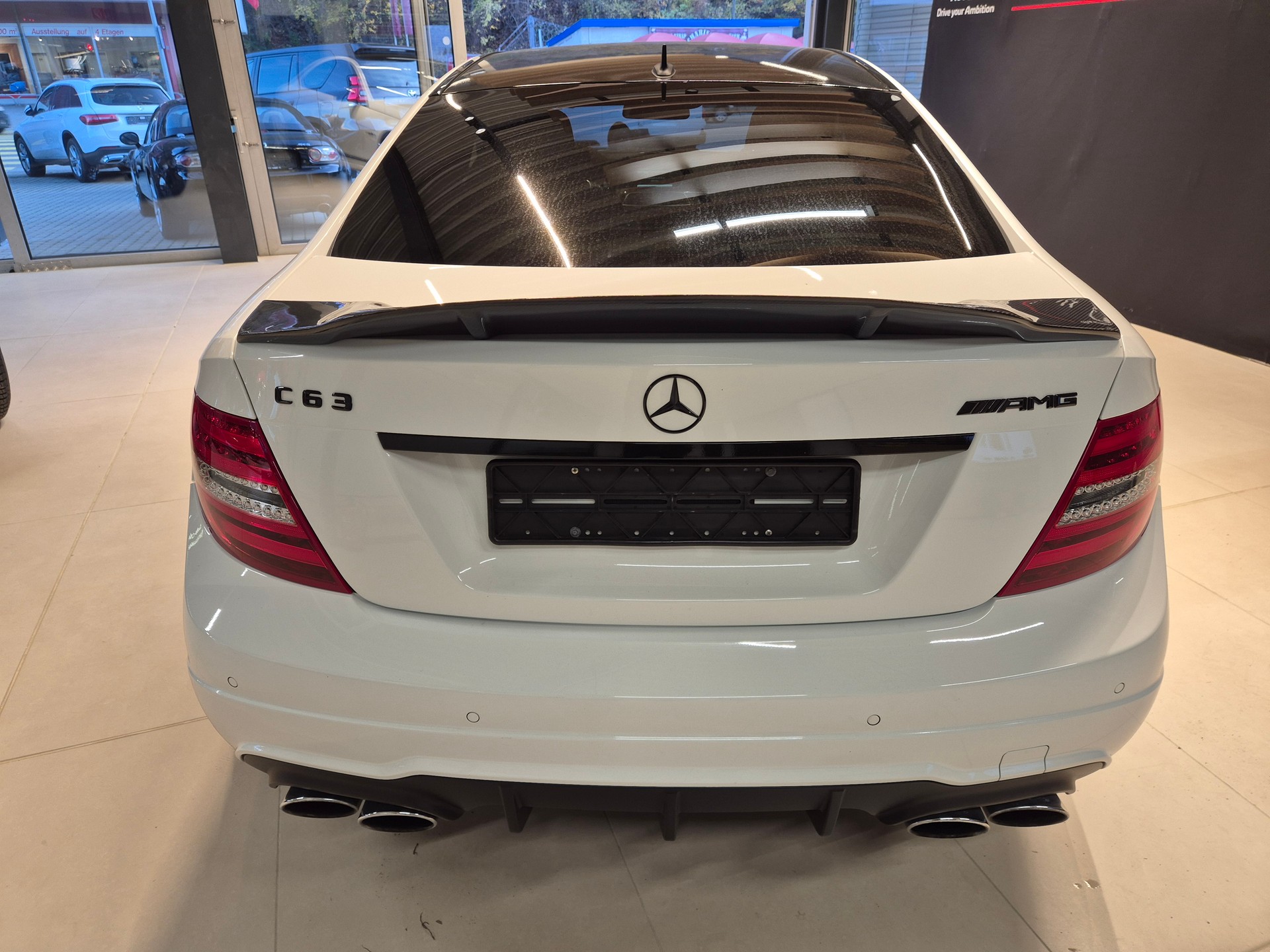 MERCEDES-BENZ C 63 AMG Avantgarde Edition 507 Speedshift MCT-showroom-element-3