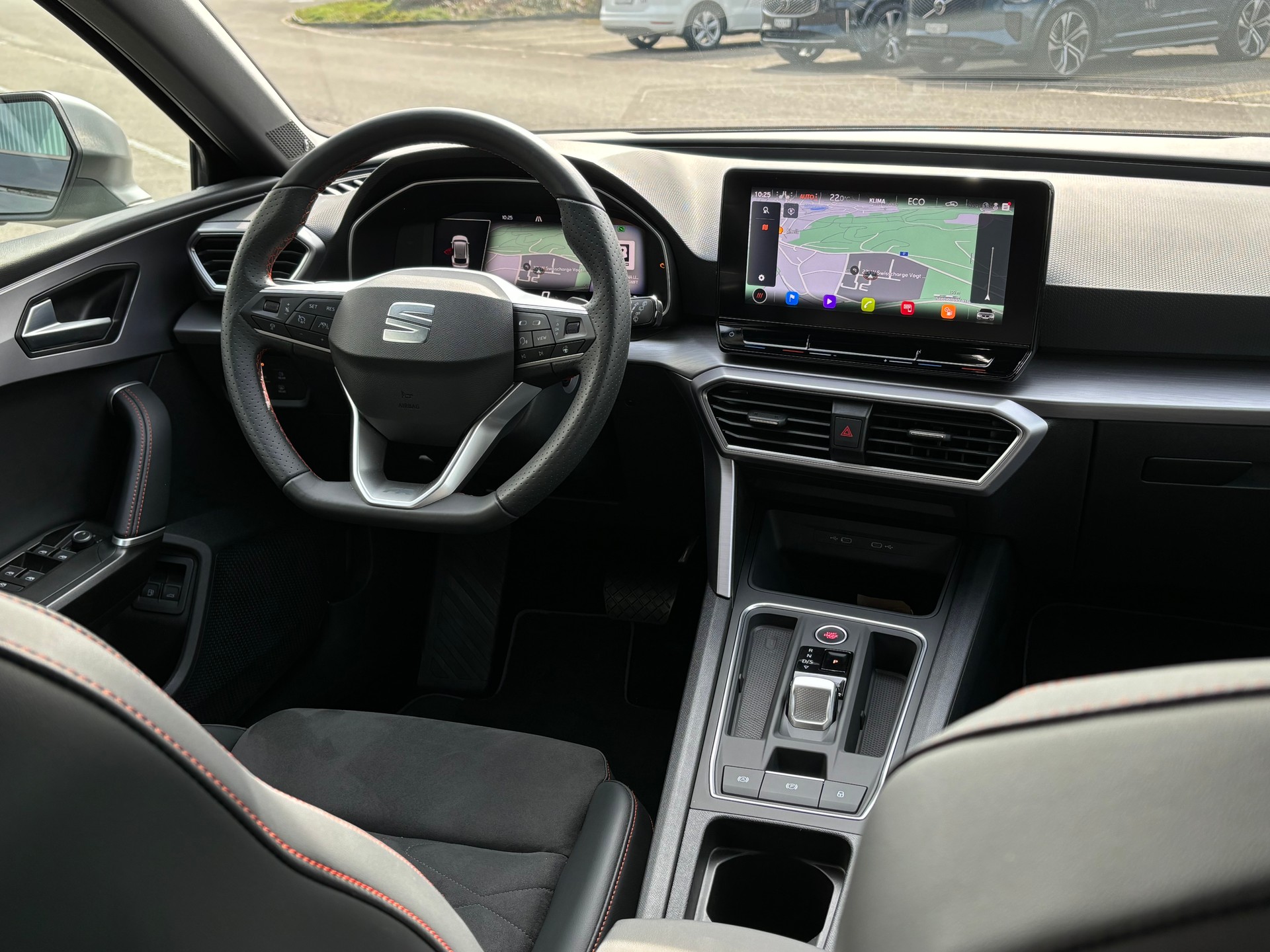 SEAT Leon ST 1.4 eHybrid FR DSG-image-11