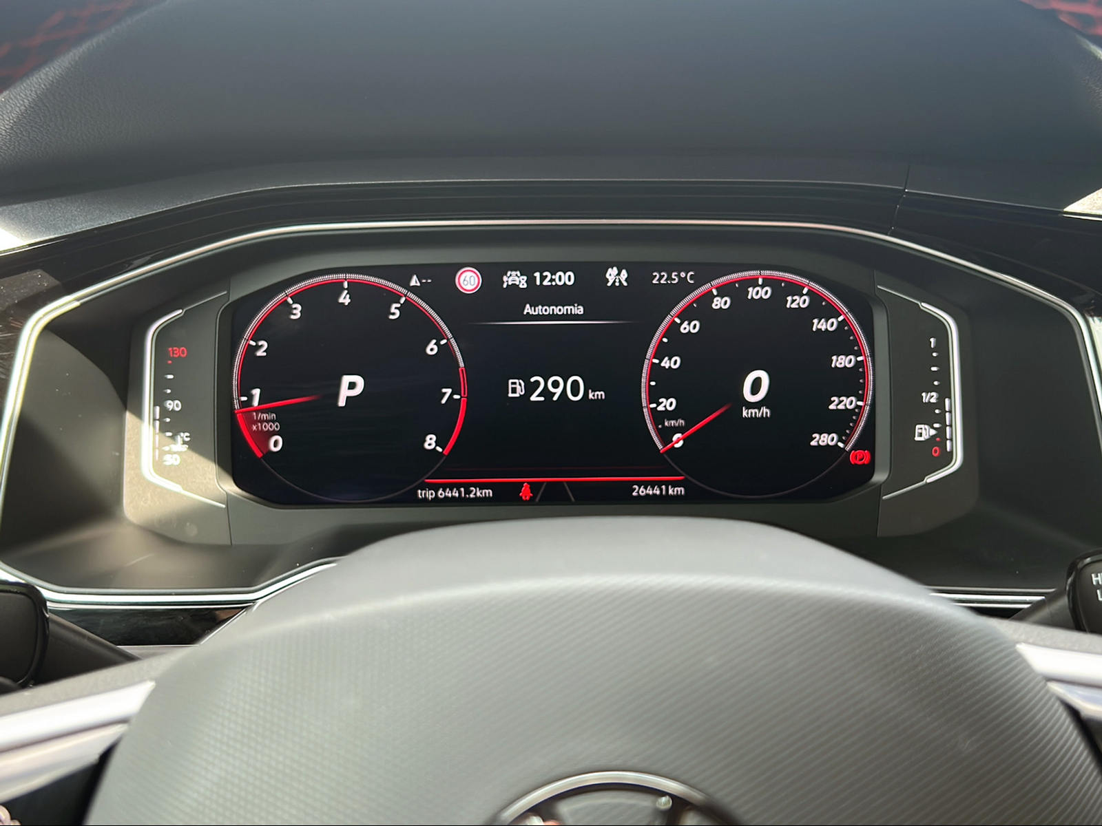 VW Polo 2.0 TSI GTI DSG-image-12