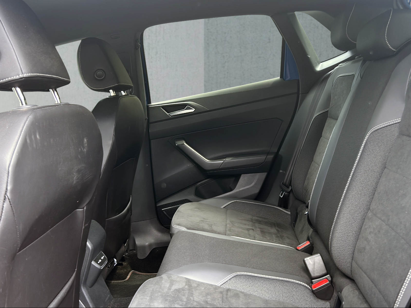 VW Polo 2.0 TSI GTI DSG-image-14