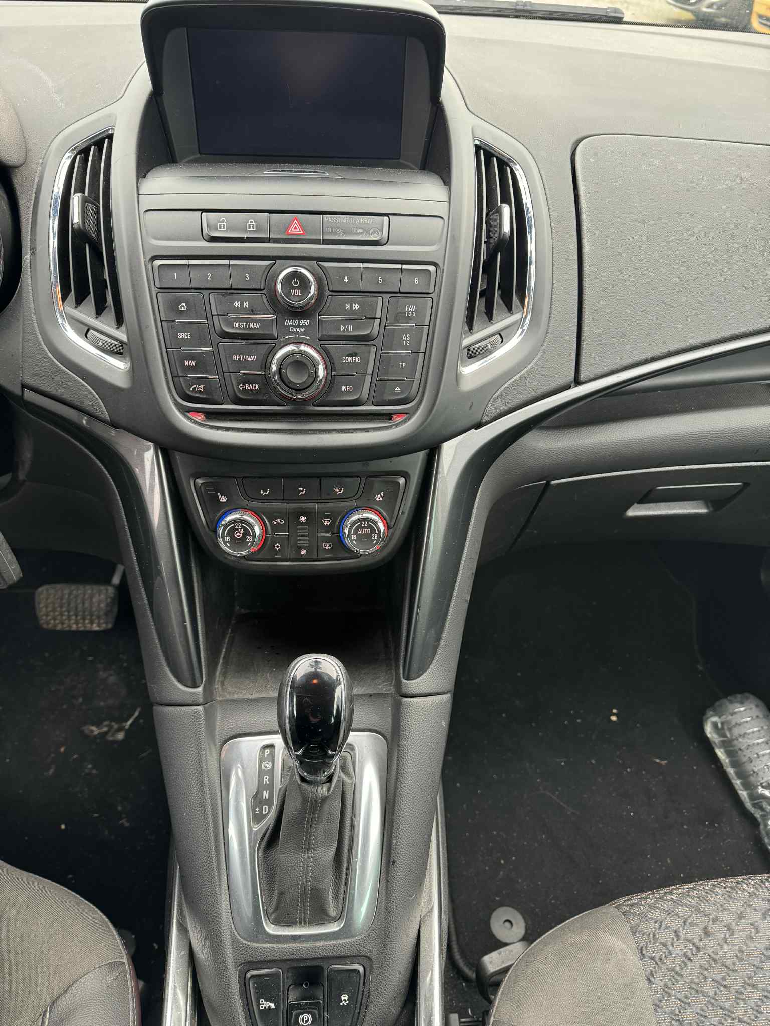 OPEL Zafira Tourer 2.0 CDTi Sport Automatic-image-3