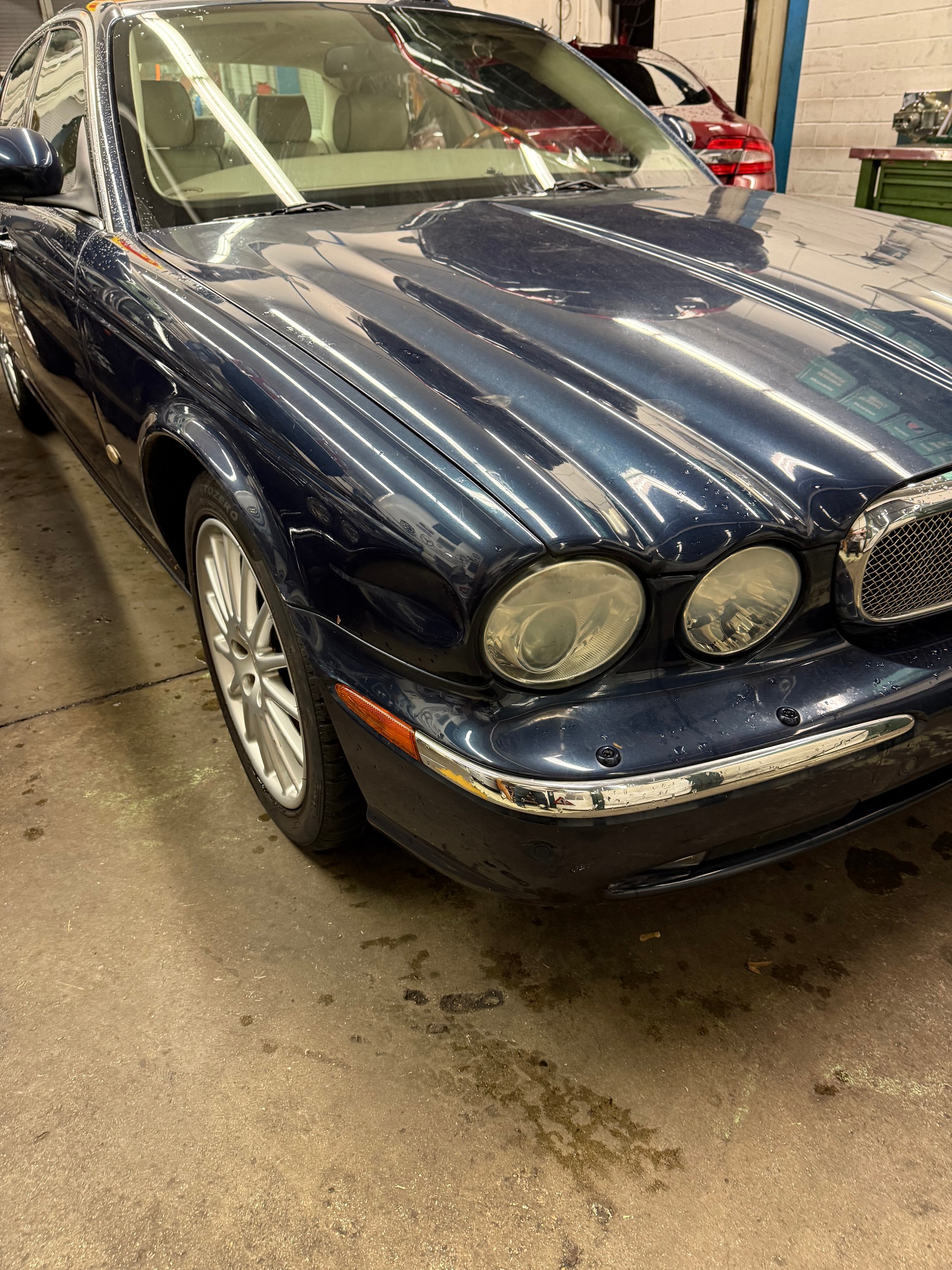JAGUAR XJ6 2.7d V6 Somerset-image-0