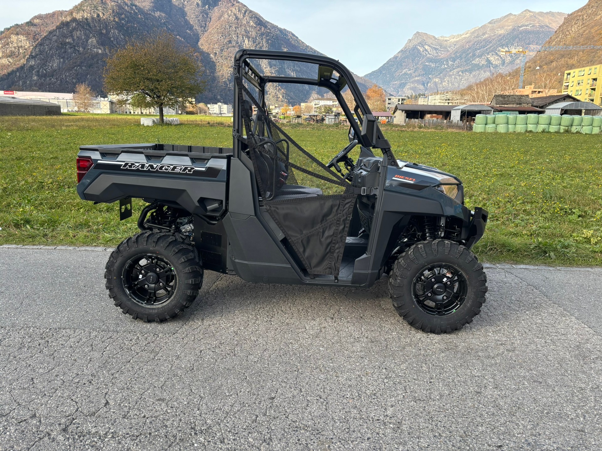 POLARIS Ranger Diesel-image-1
