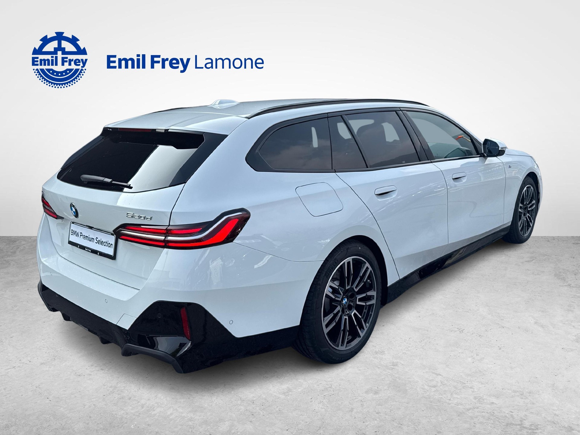 BMW 520d xDrive Touring-image-6
