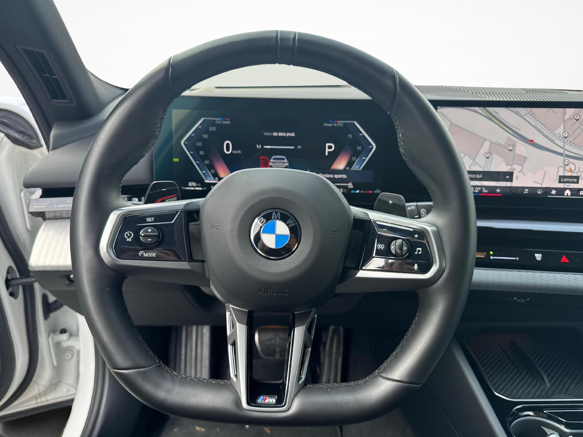BMW 520d xDrive Touring-image-15