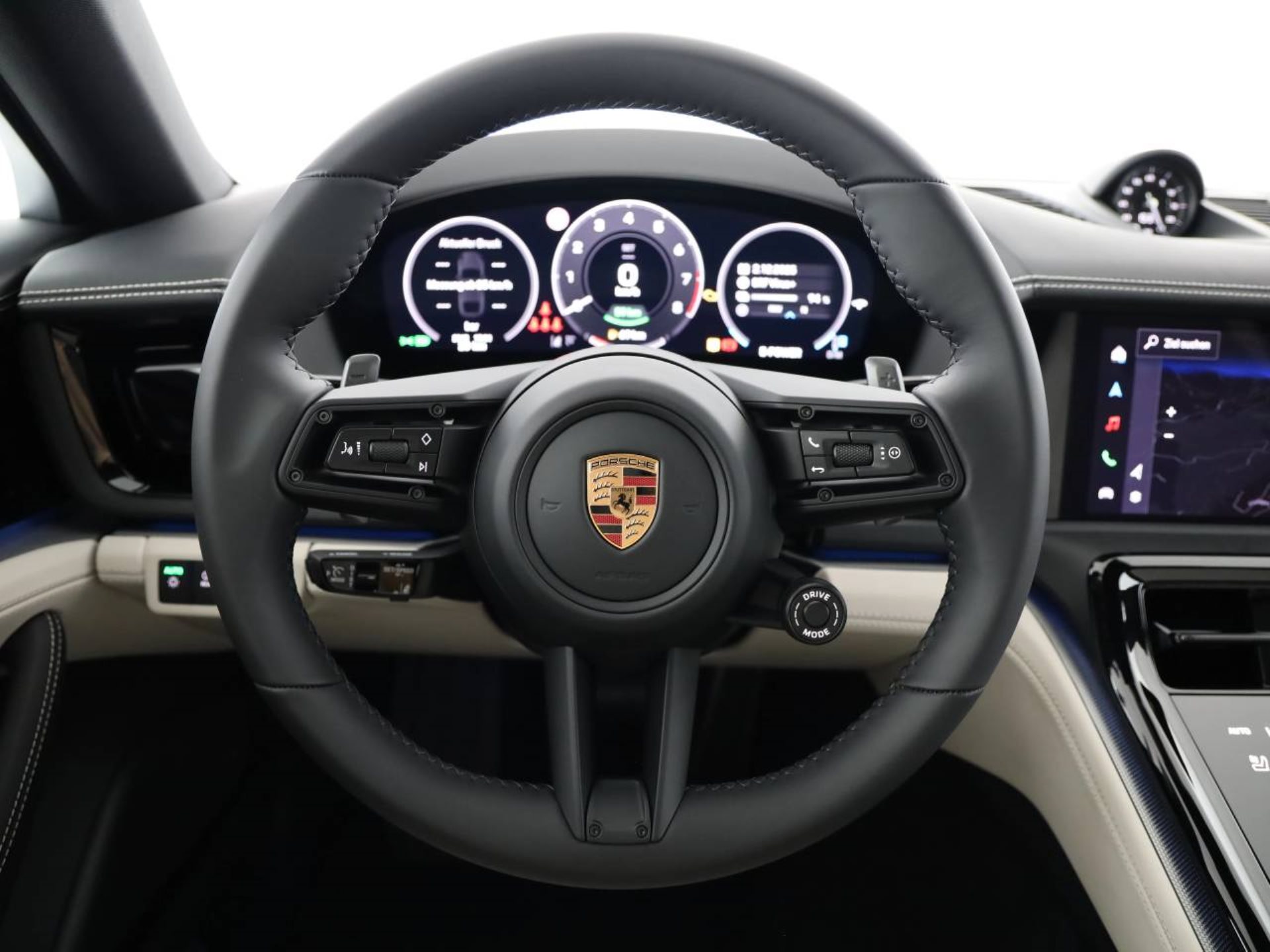 PORSCHE Panamera 4 E-Hybrid-image-10
