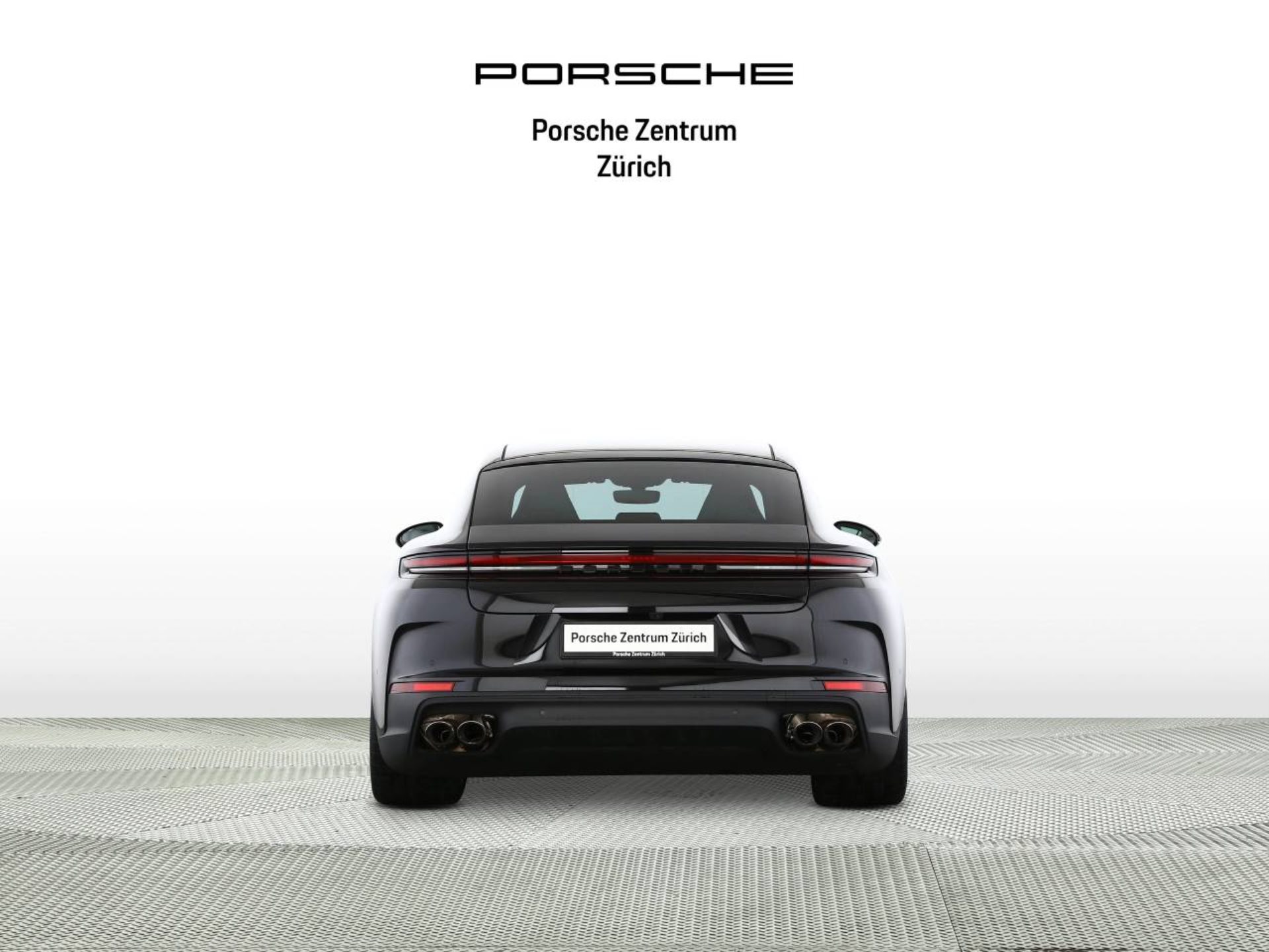 PORSCHE Panamera 4 E-Hybrid-image-7