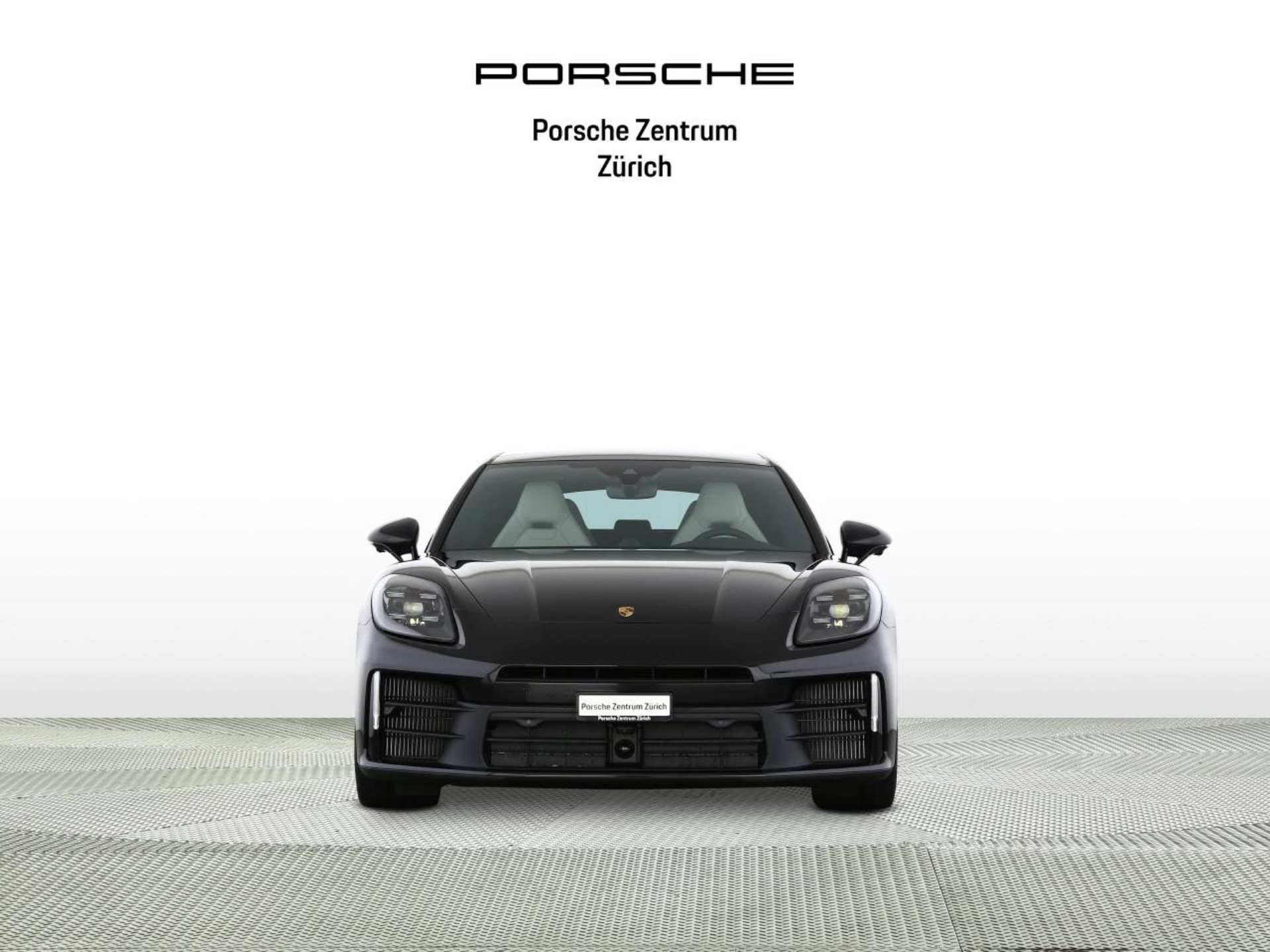 PORSCHE Panamera 4 E-Hybrid-image-6