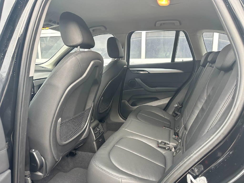 BMW X1 20i xDrive CH-image-7