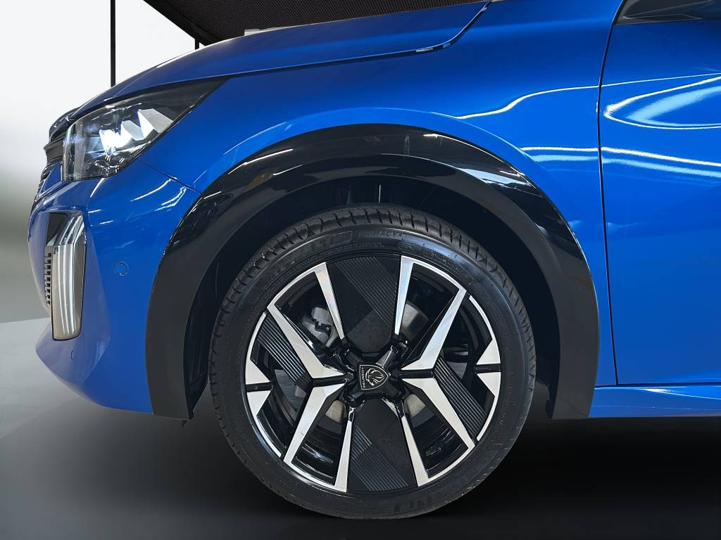 PEUGEOT 208 1.2 MHEV 110 GT-image-15