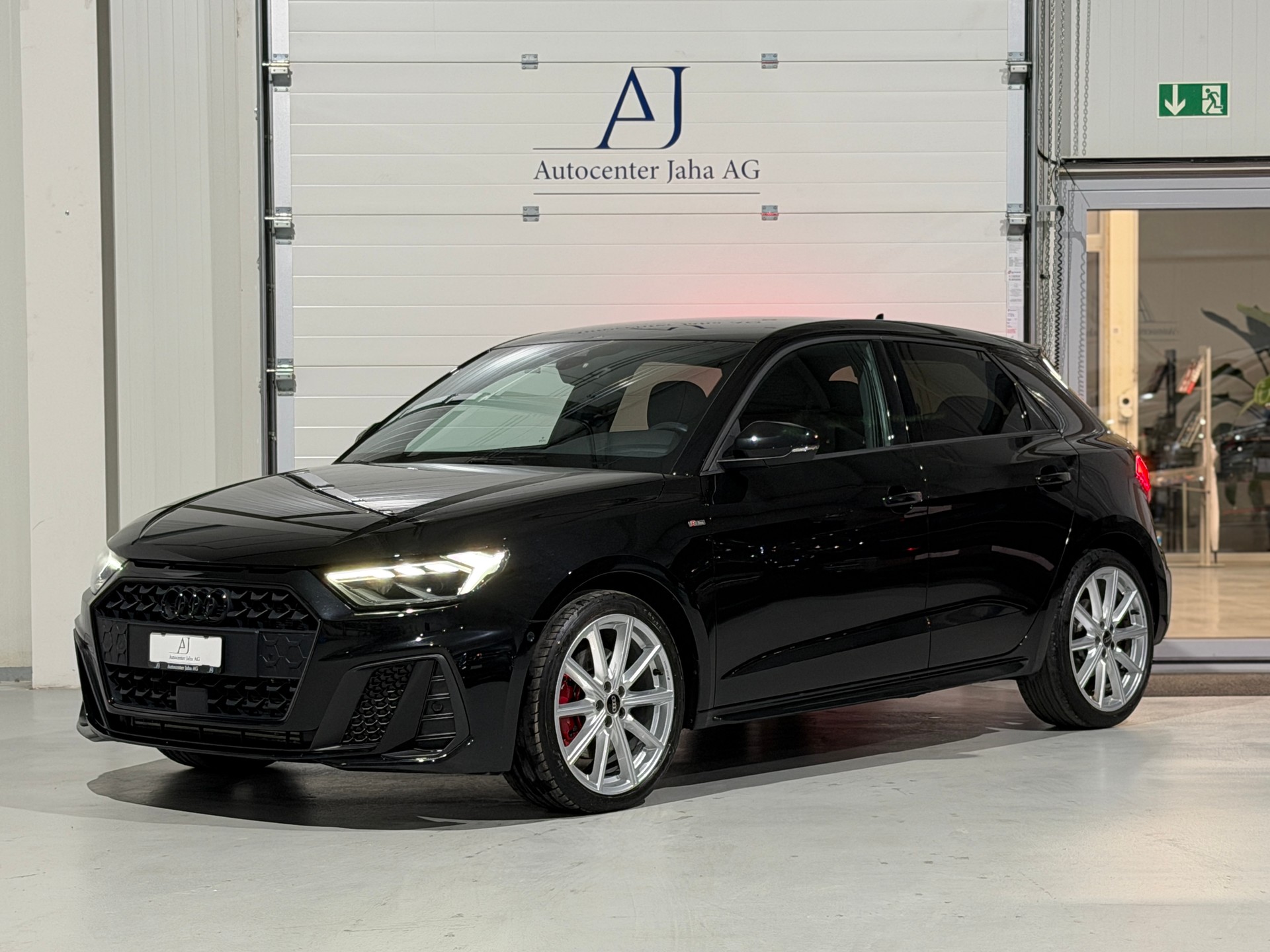 AUDI A1 Sportback 40 TFSI S Line S-tronic (CH)-image-2