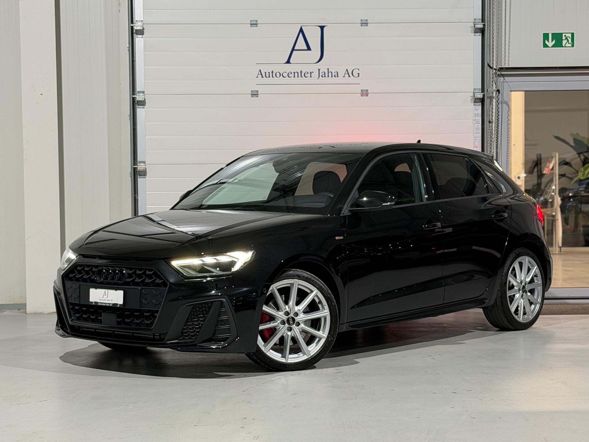 AUDI A1 Sportback 40 TFSI S Line S-tronic (CH)-image-0