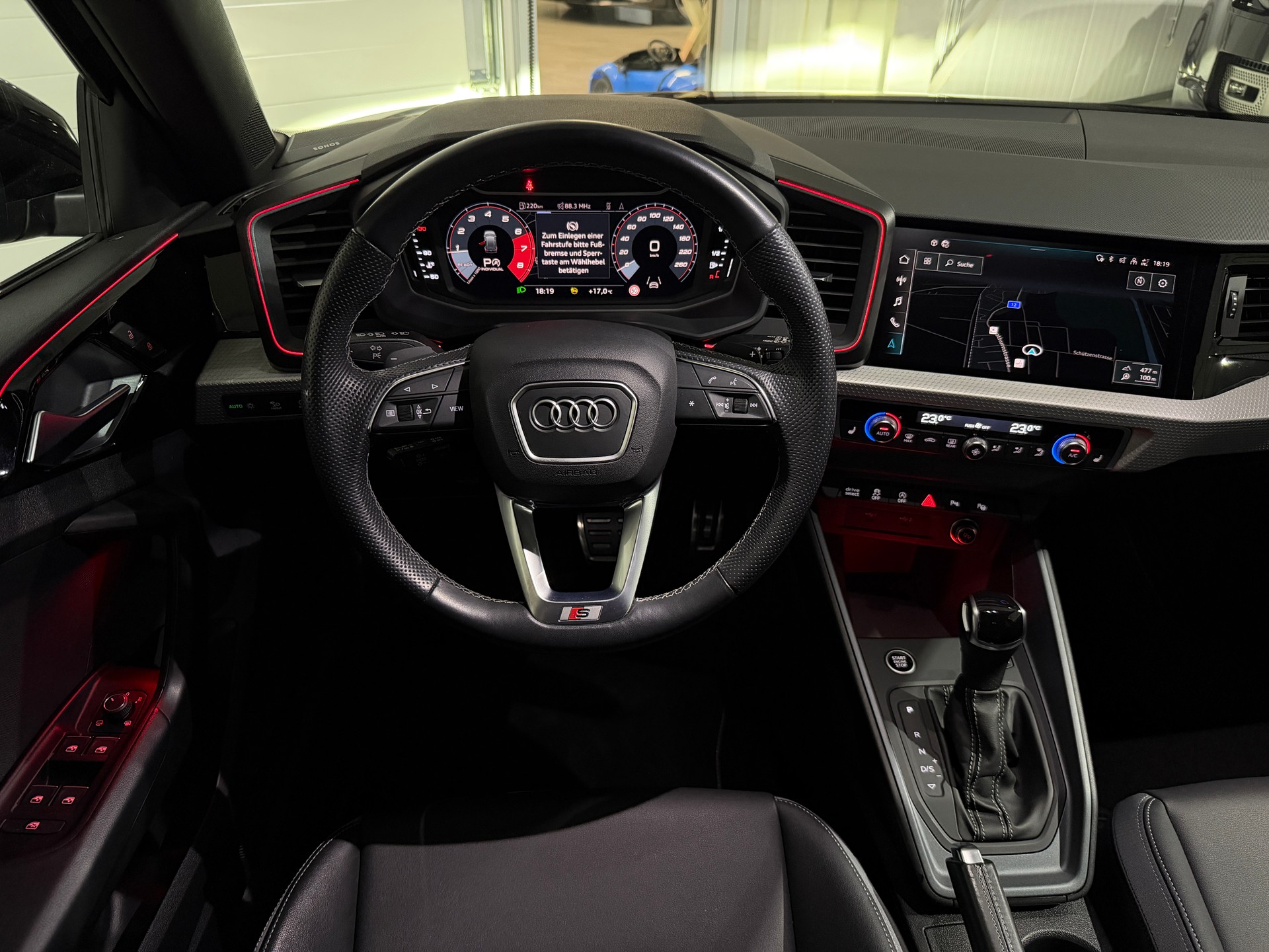 AUDI A1 Sportback 40 TFSI S Line S-tronic (CH)-image-6