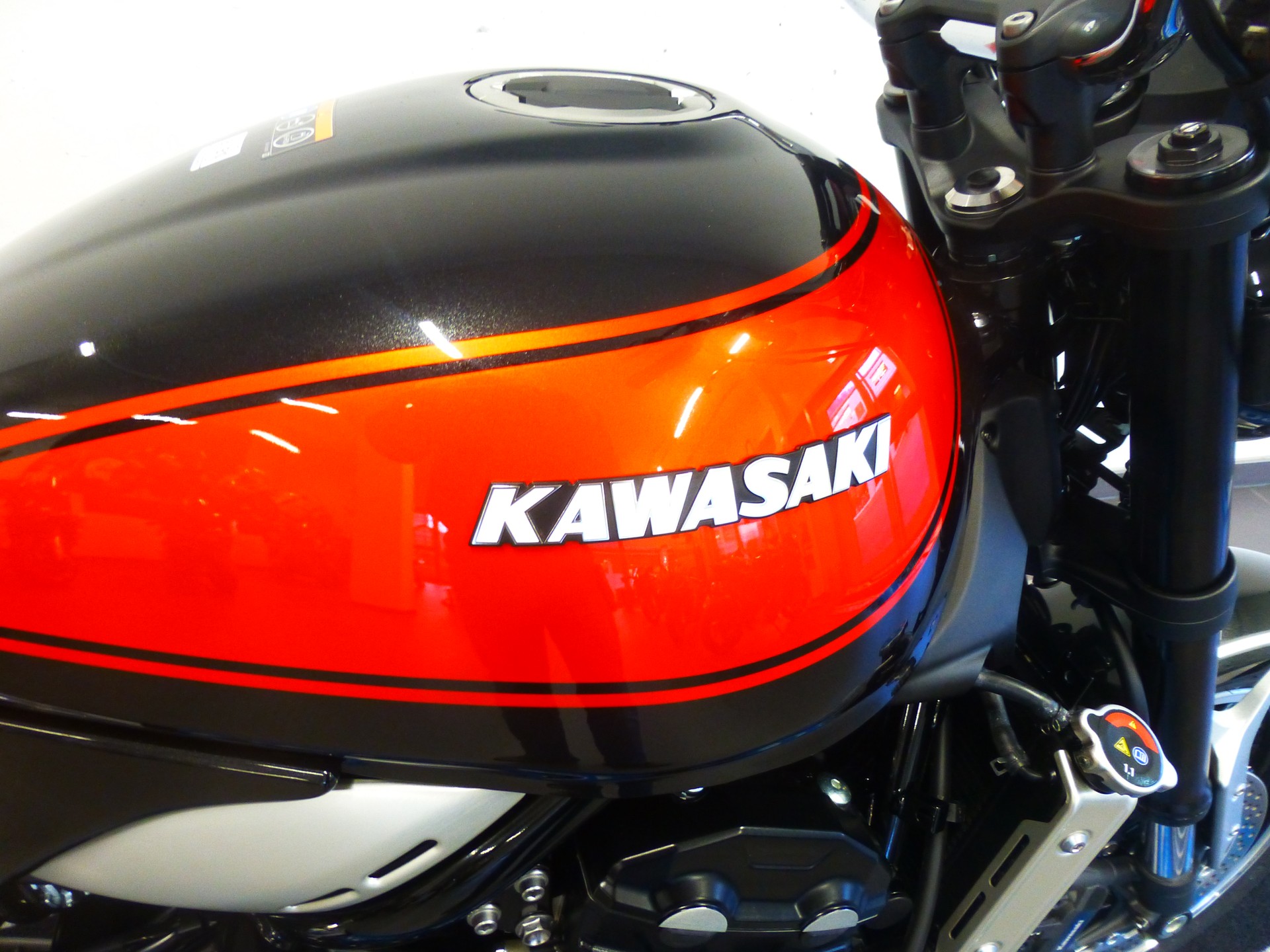 KAWASAKI Z 900 RS-image-6