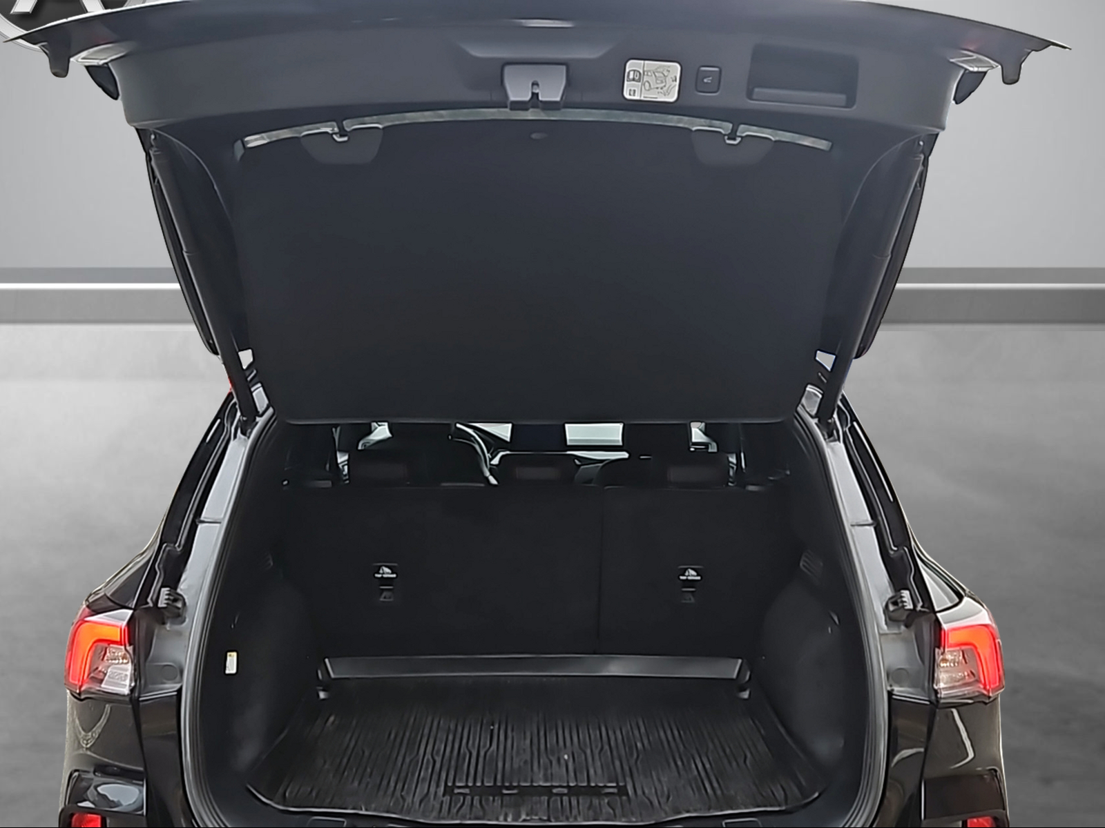 FORD Kuga 2.0 TDCi EcoBlue Titanium 4WD-image-11