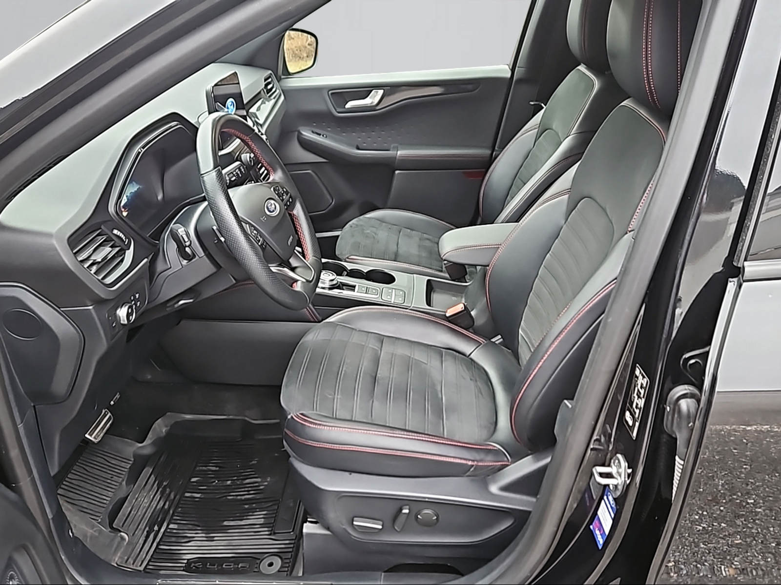 FORD Kuga 2.0 TDCi EcoBlue Titanium 4WD-image-6