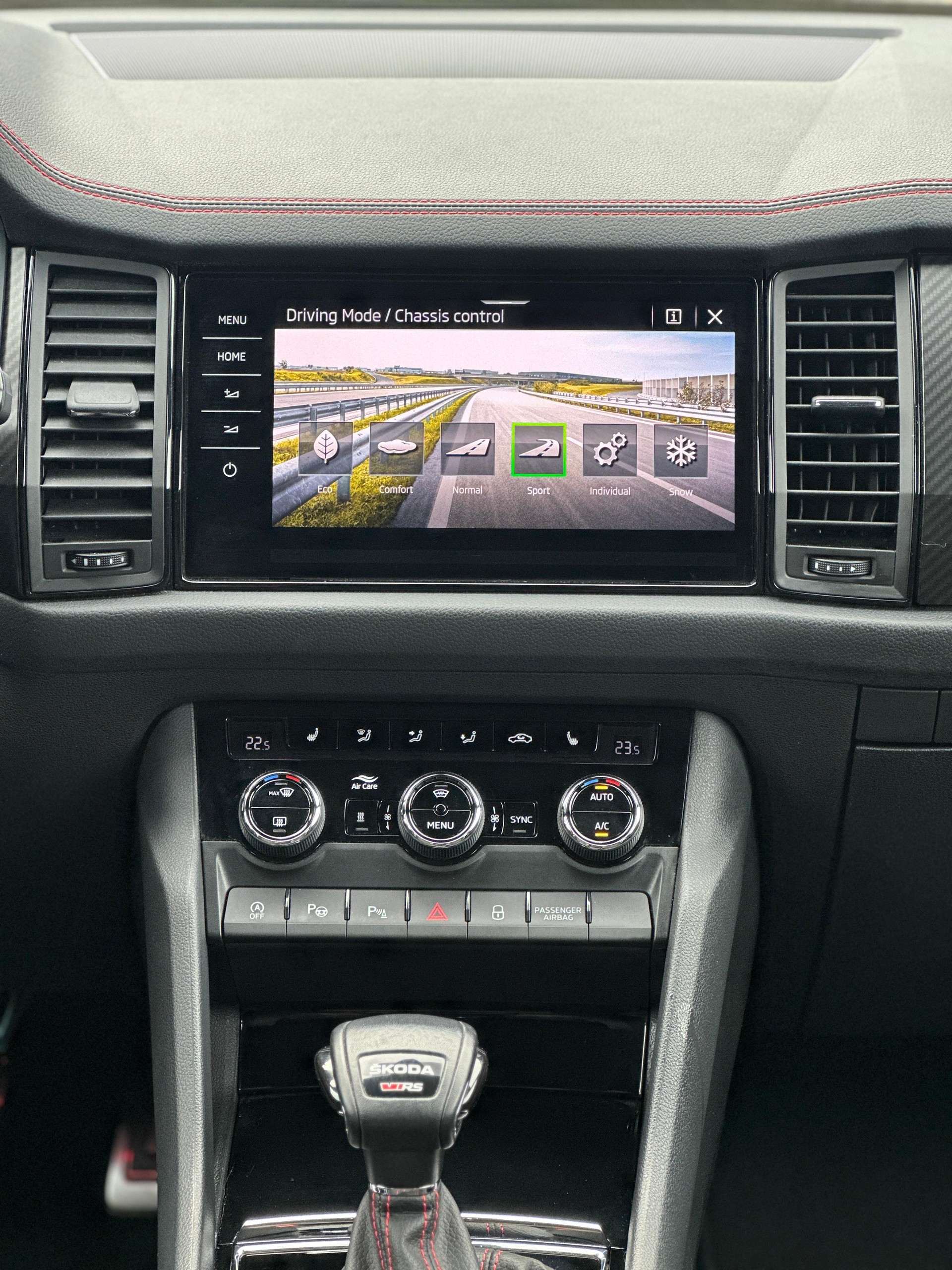 SKODA Kodiaq 2.0 TSI RS DSG ABT 290CV-image-12