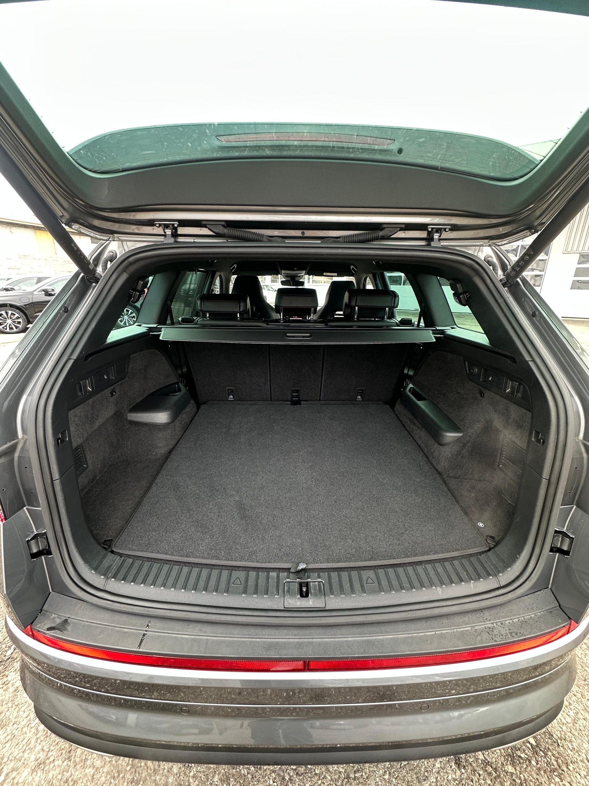 SKODA Kodiaq 2.0 TSI RS DSG ABT 290CV-image-15