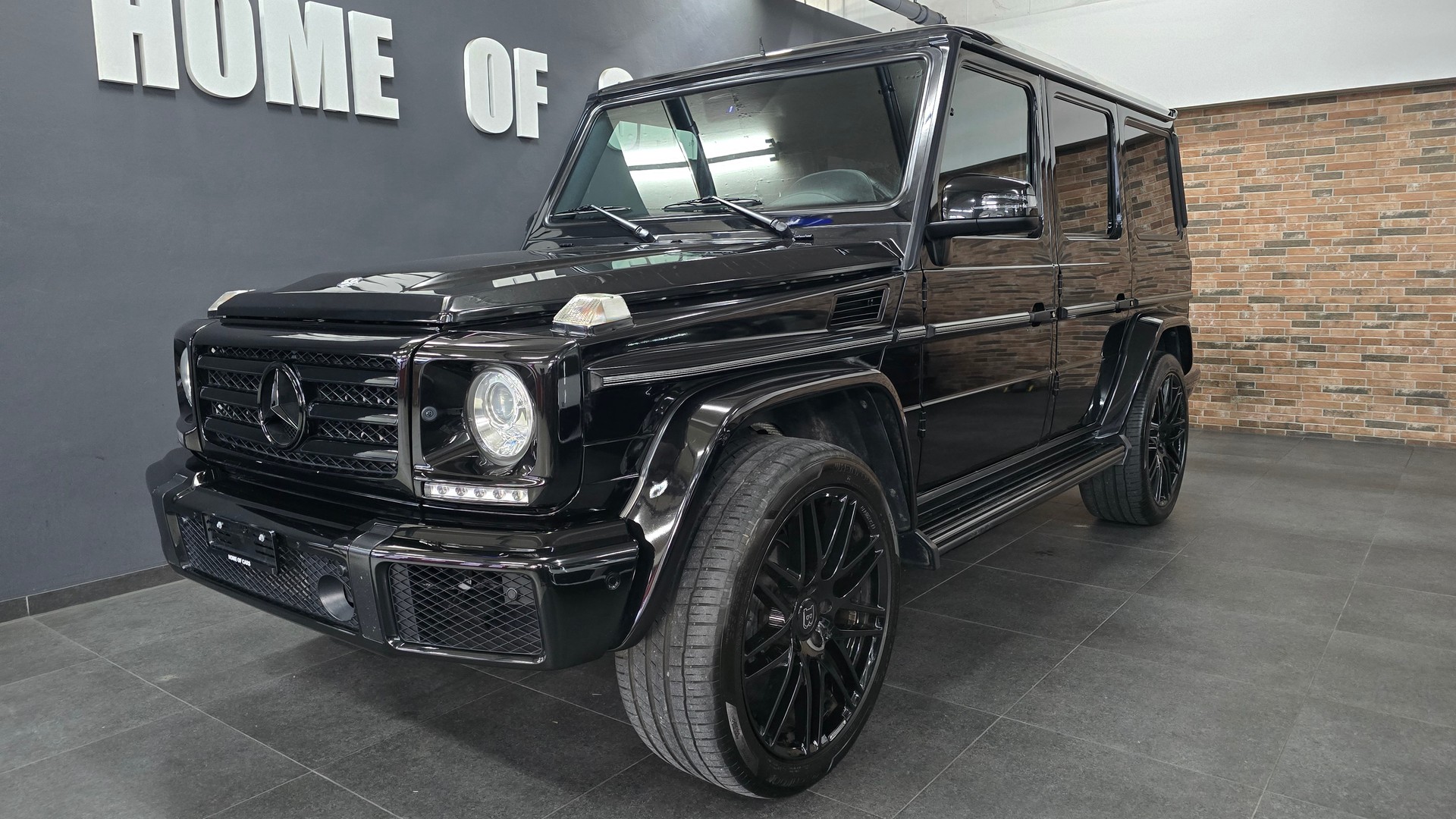 MERCEDES-BENZ G 500 7G-Tronic-showroom-element-1