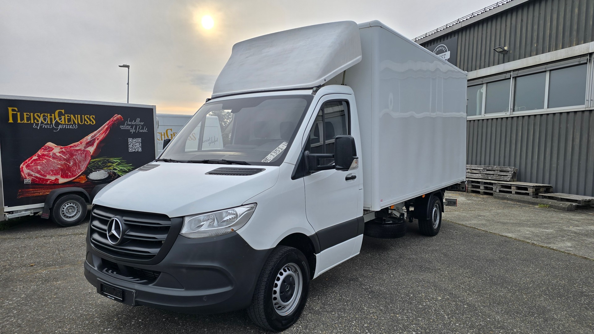 MERCEDES-BENZ Sprinter 314 CDI Lang Kasten mit Hebebühne inkl. Anhänger mit Durchladesystem-showroom-element-1