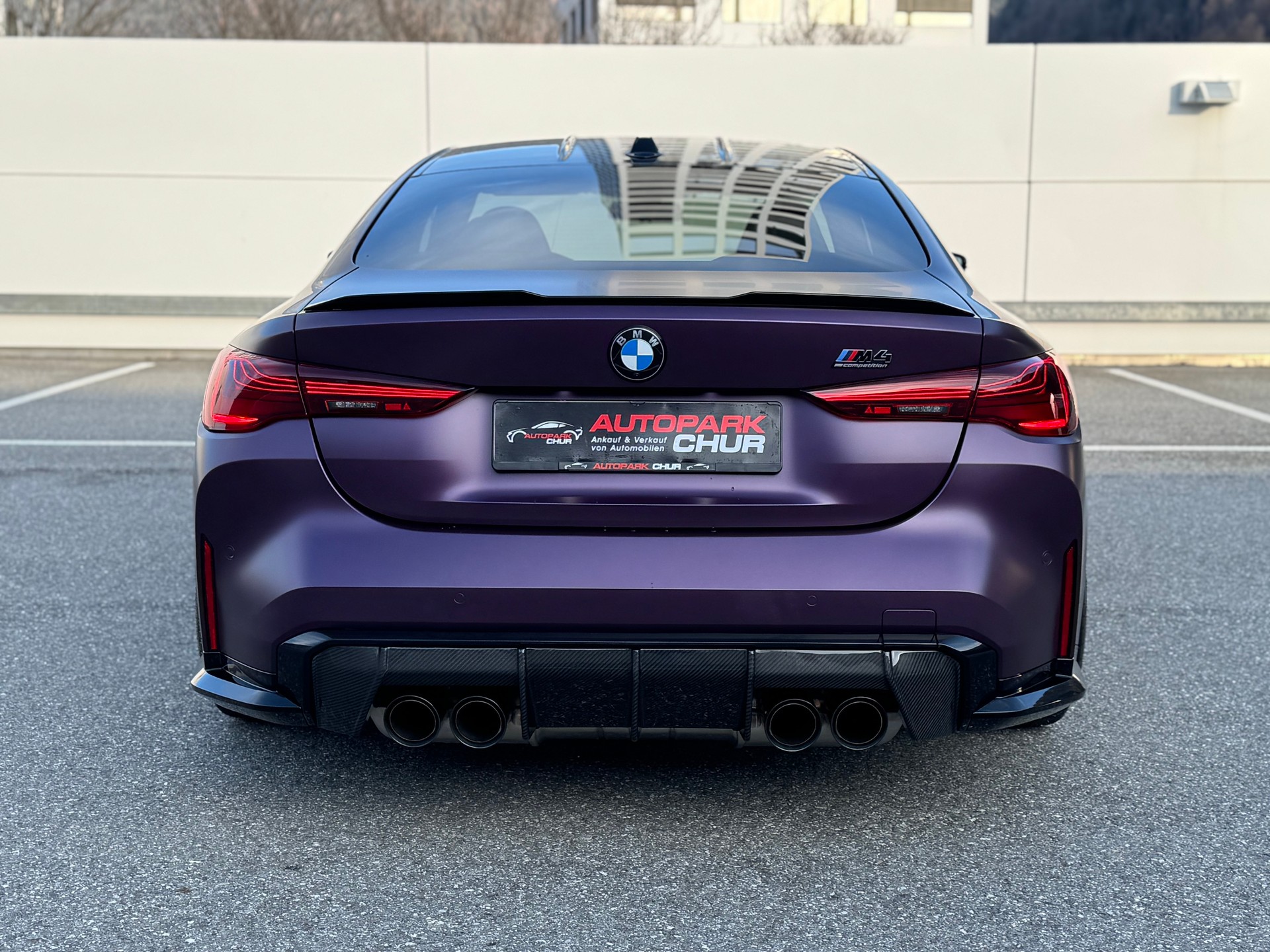 BMW M4 Coupé Competition M xDrive-image-3