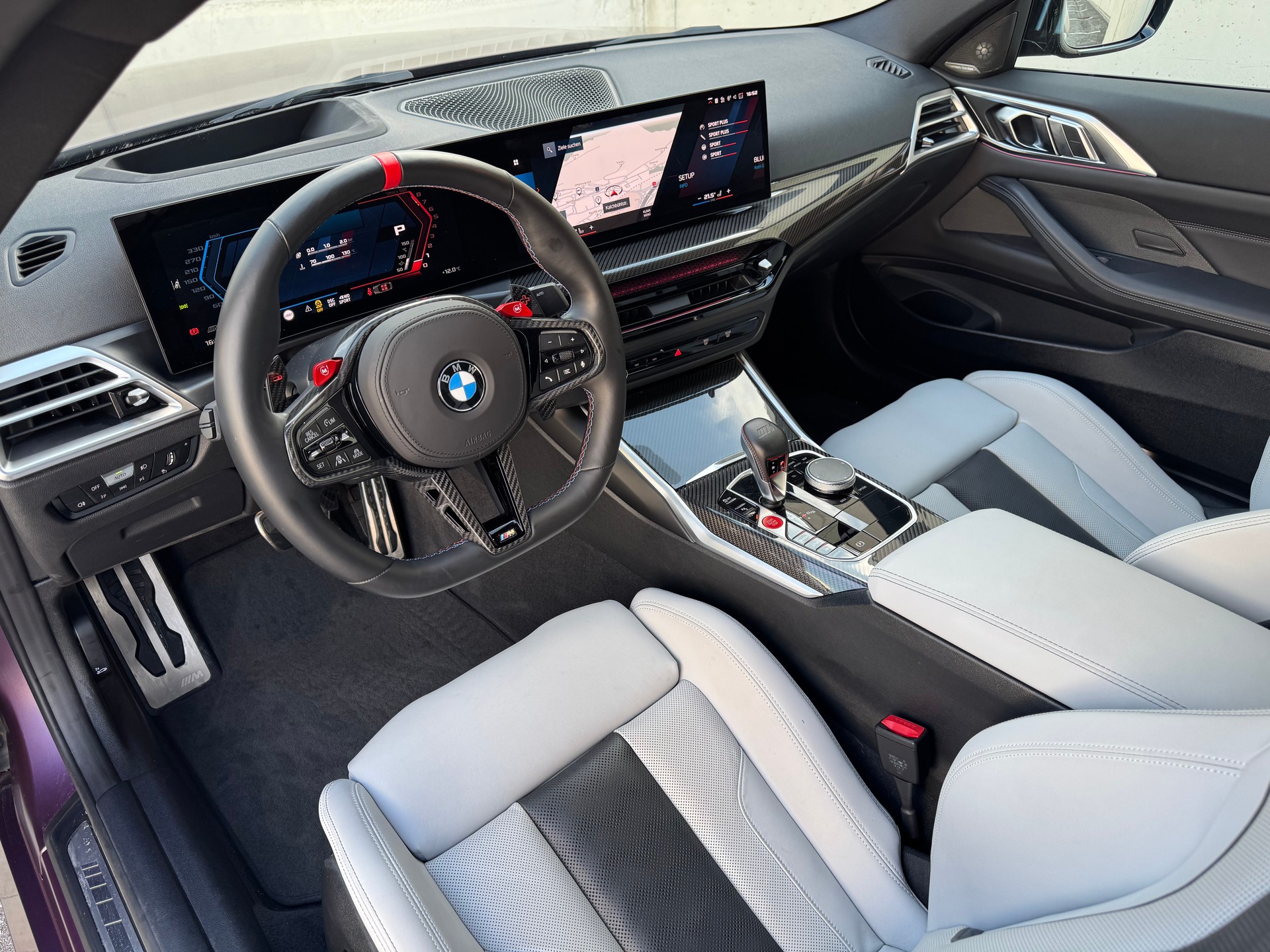 BMW M4 Coupé Competition M xDrive-image-9