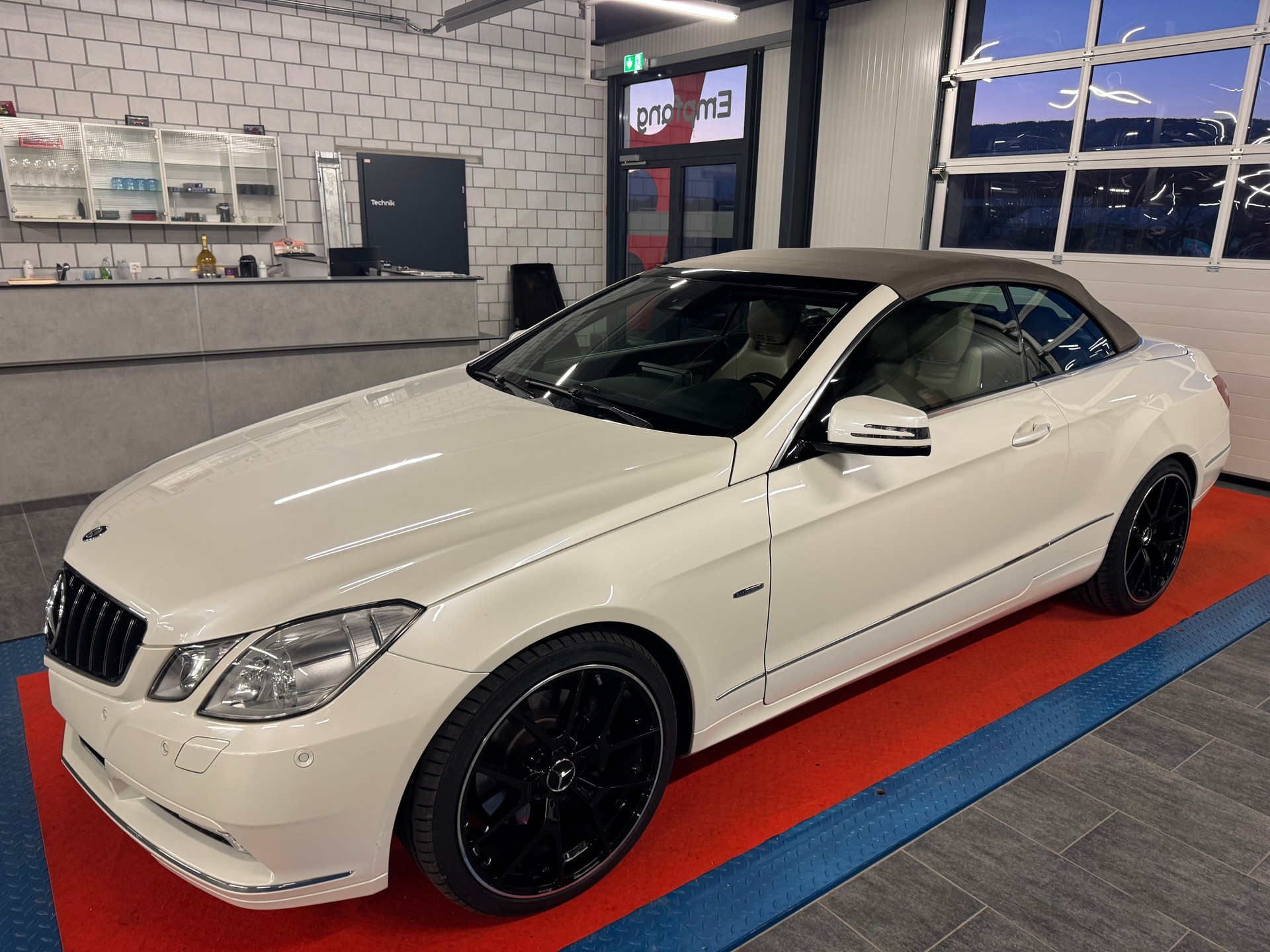 MERCEDES-BENZ E 350 CDI BlueEfficiency Avantgarde 7G-Tronic-image-0