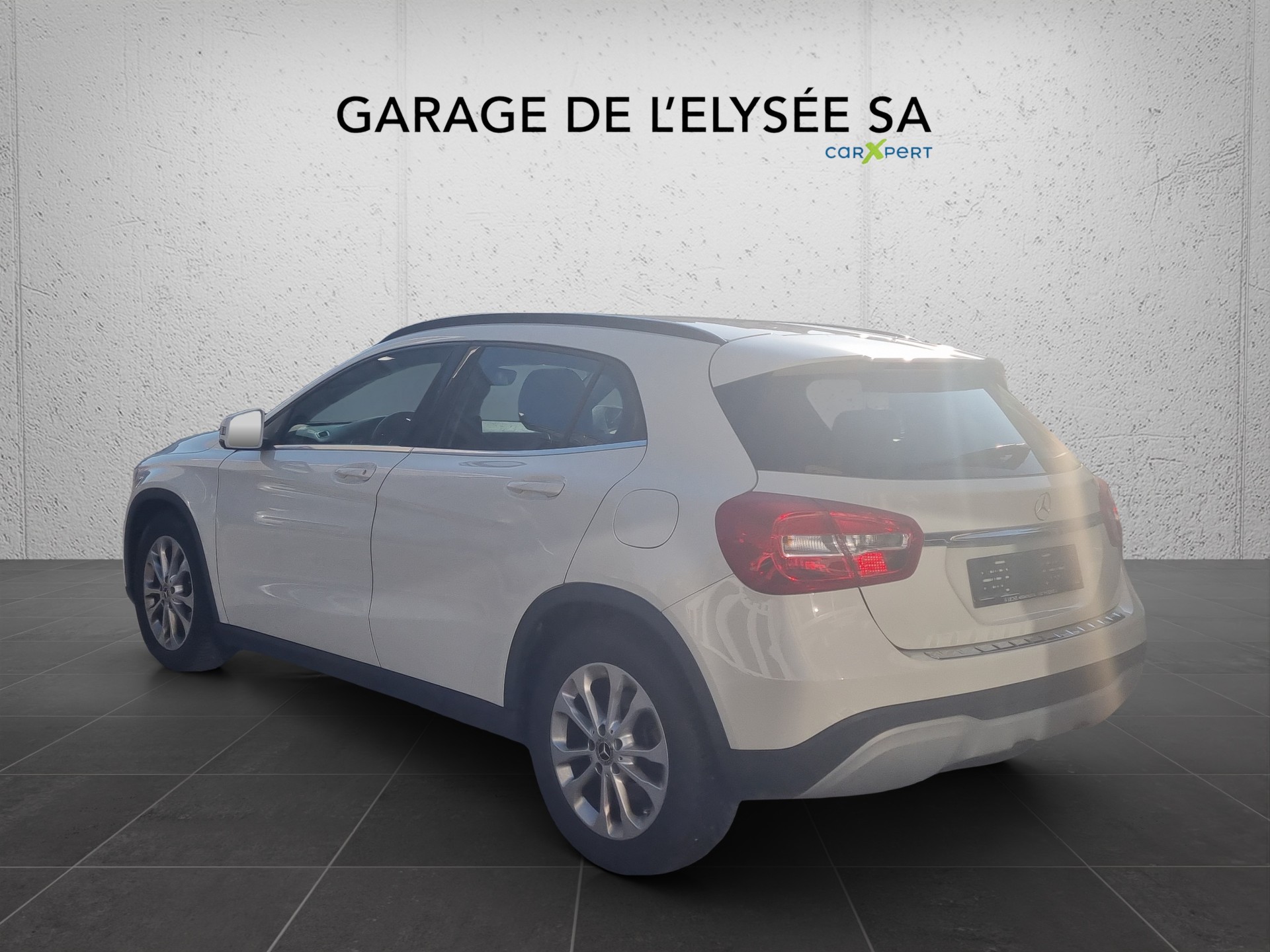 MERCEDES-BENZ GLA 200 CDI Swiss Star Edition 4Matic 7G-DCT-image-4