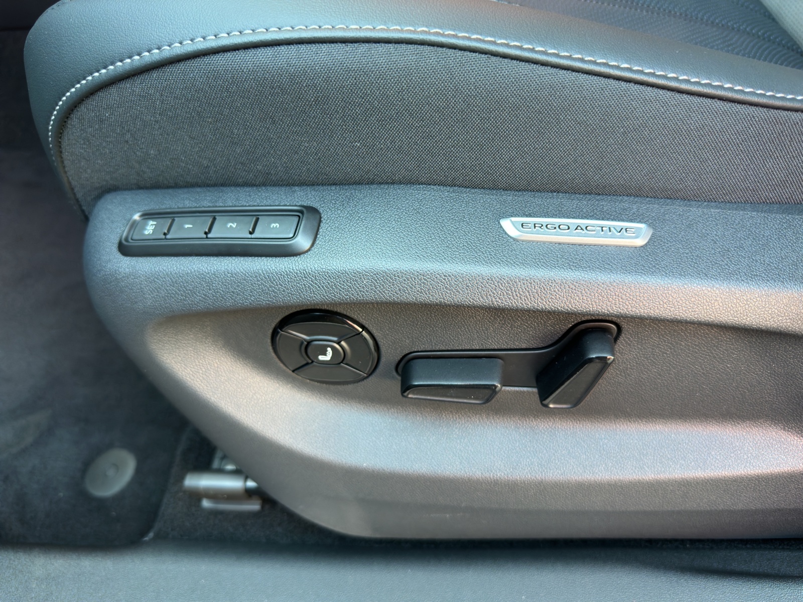 VW Tiguan 1.5 TSI evo2 eHybrid R-Line DSG-image-13