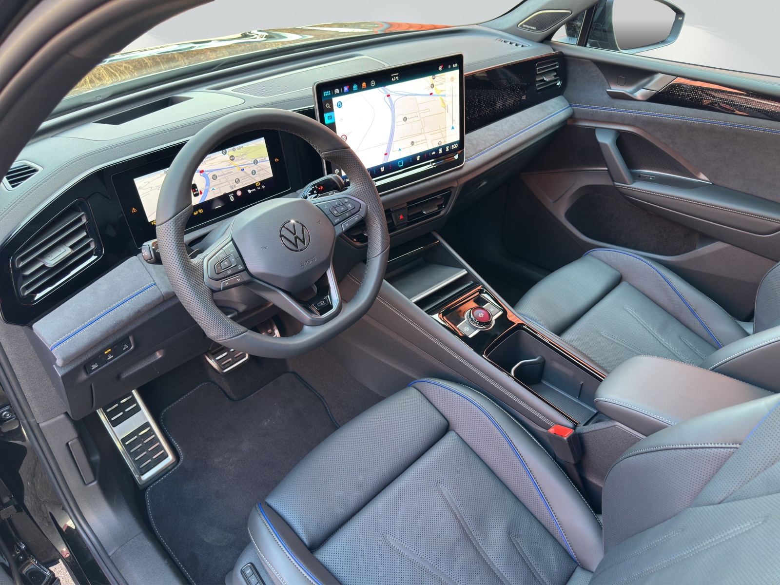 VW Tiguan 1.5 TSI evo2 eHybrid R-Line DSG-image-4