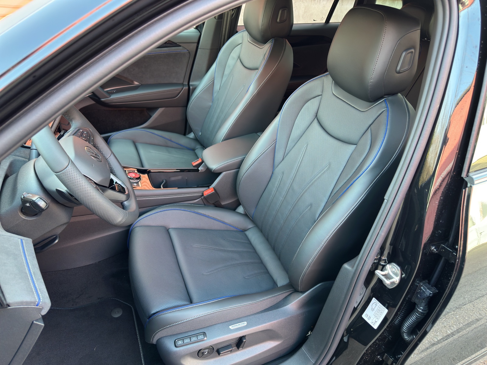 VW Tiguan 1.5 TSI evo2 eHybrid R-Line DSG-image-11