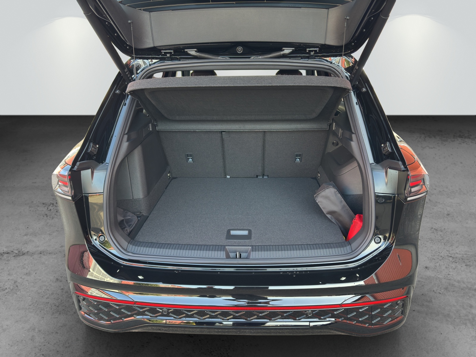 VW Tiguan 1.5 TSI evo2 eHybrid R-Line DSG-image-9