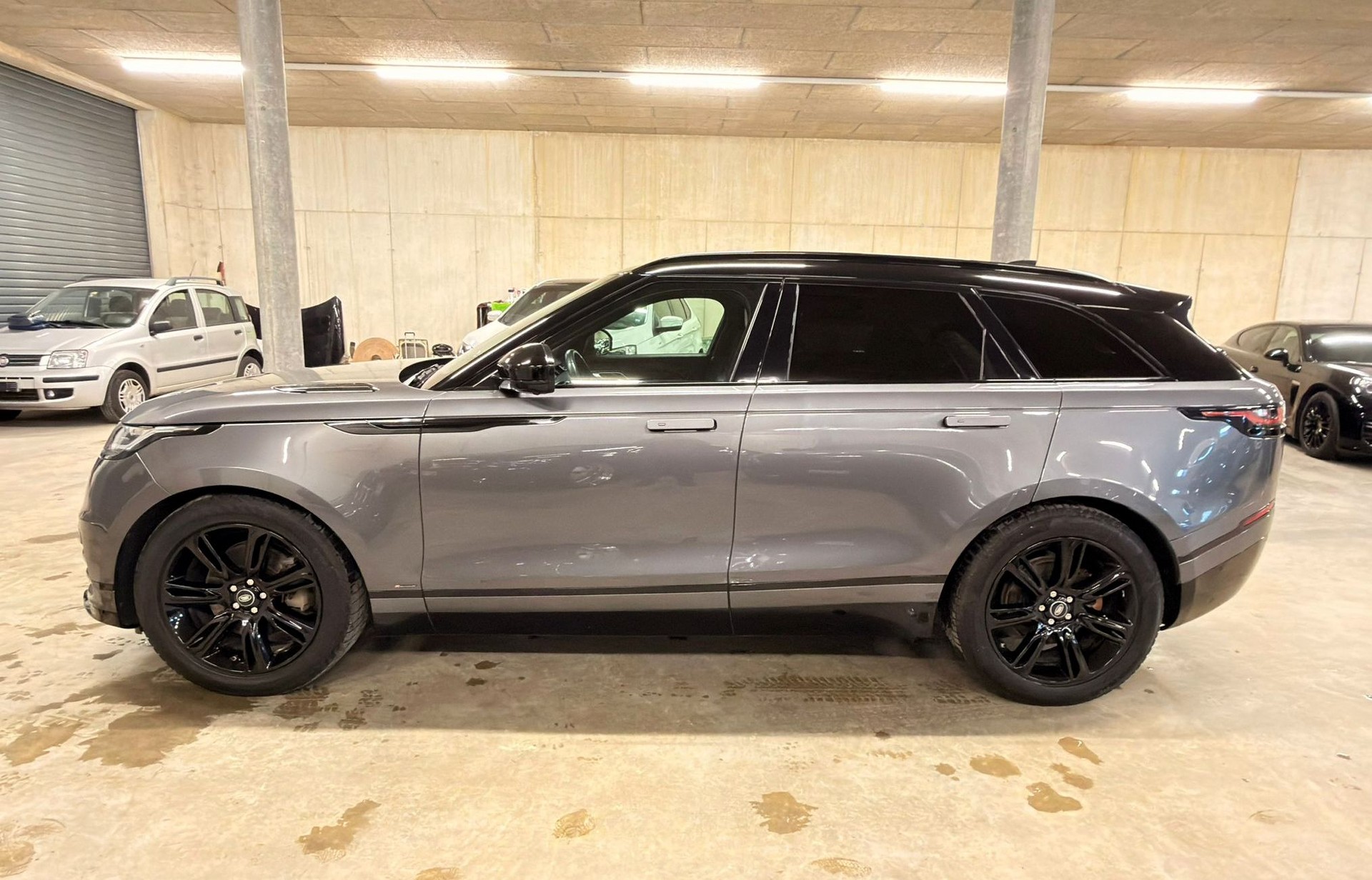 LAND ROVER Range Rover Velar R-Dynamic D 275 Automatic-image-7