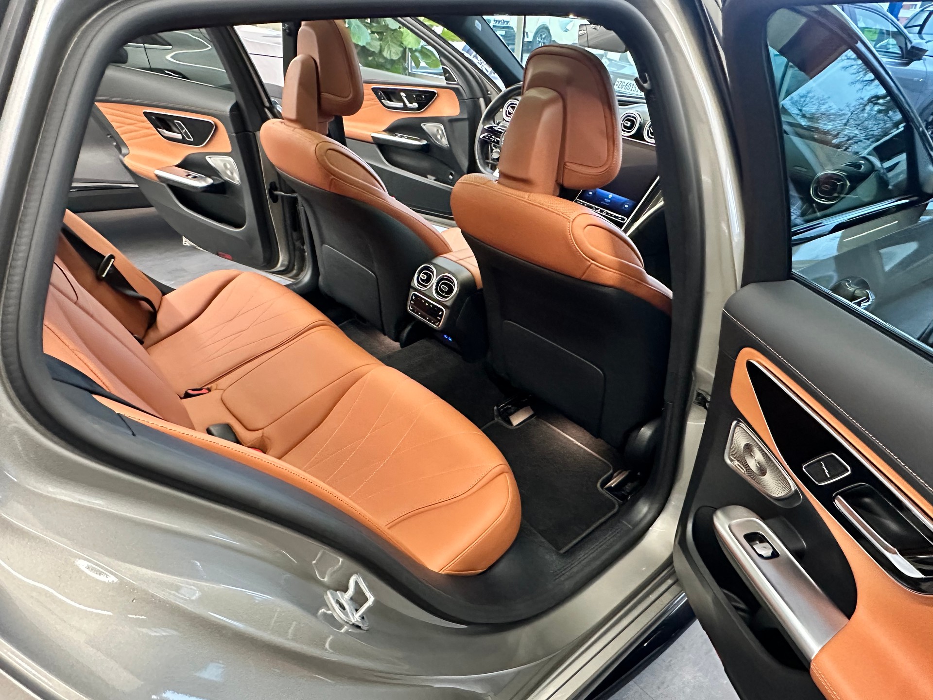 MERCEDES-BENZ C 43 T AMG 4Matic-image-15