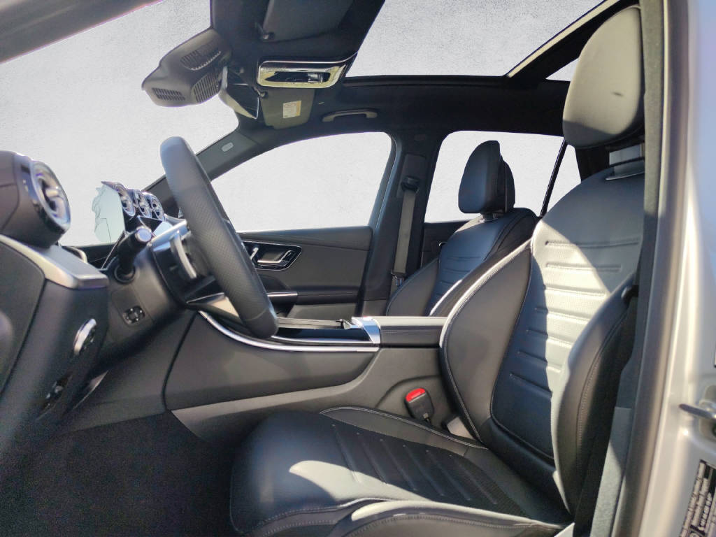 MERCEDES-BENZ GLC 220 d AMG Line 4Matic-image-9