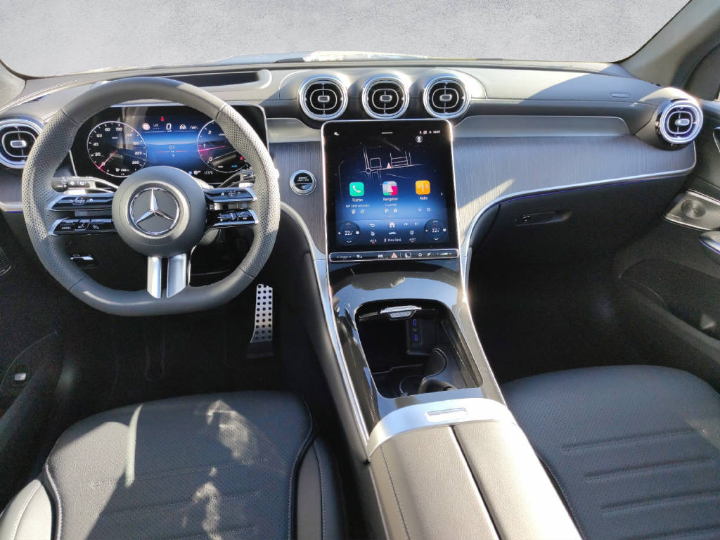 MERCEDES-BENZ GLC 220 d AMG Line 4Matic-image-13