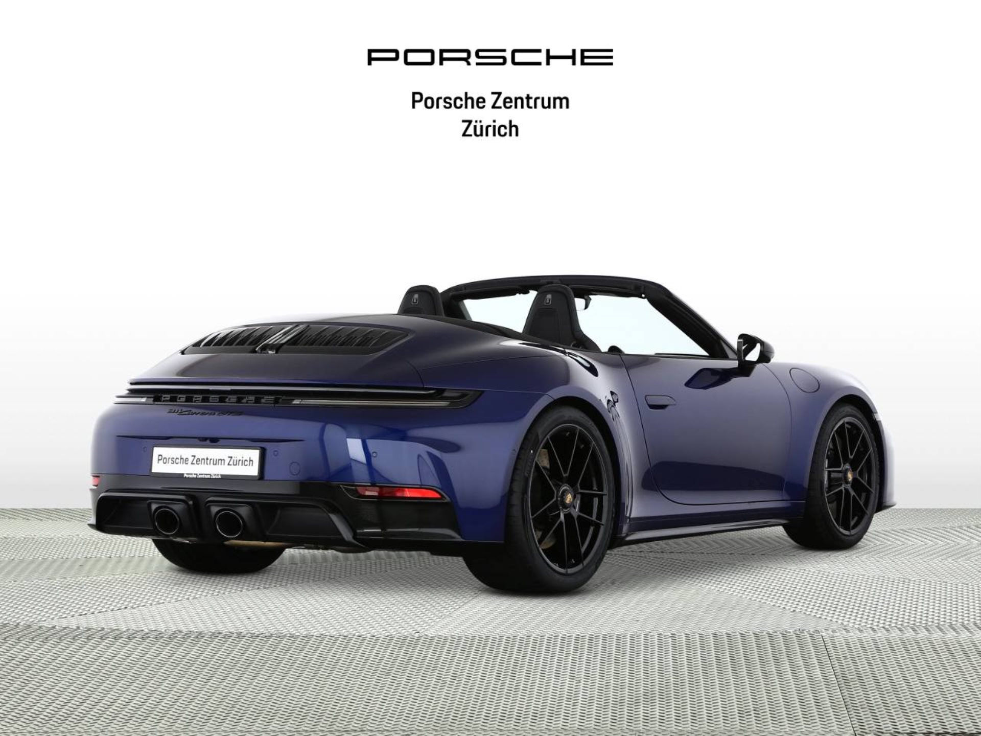 PORSCHE 911 Carrera GTS Cabriolet-image-5