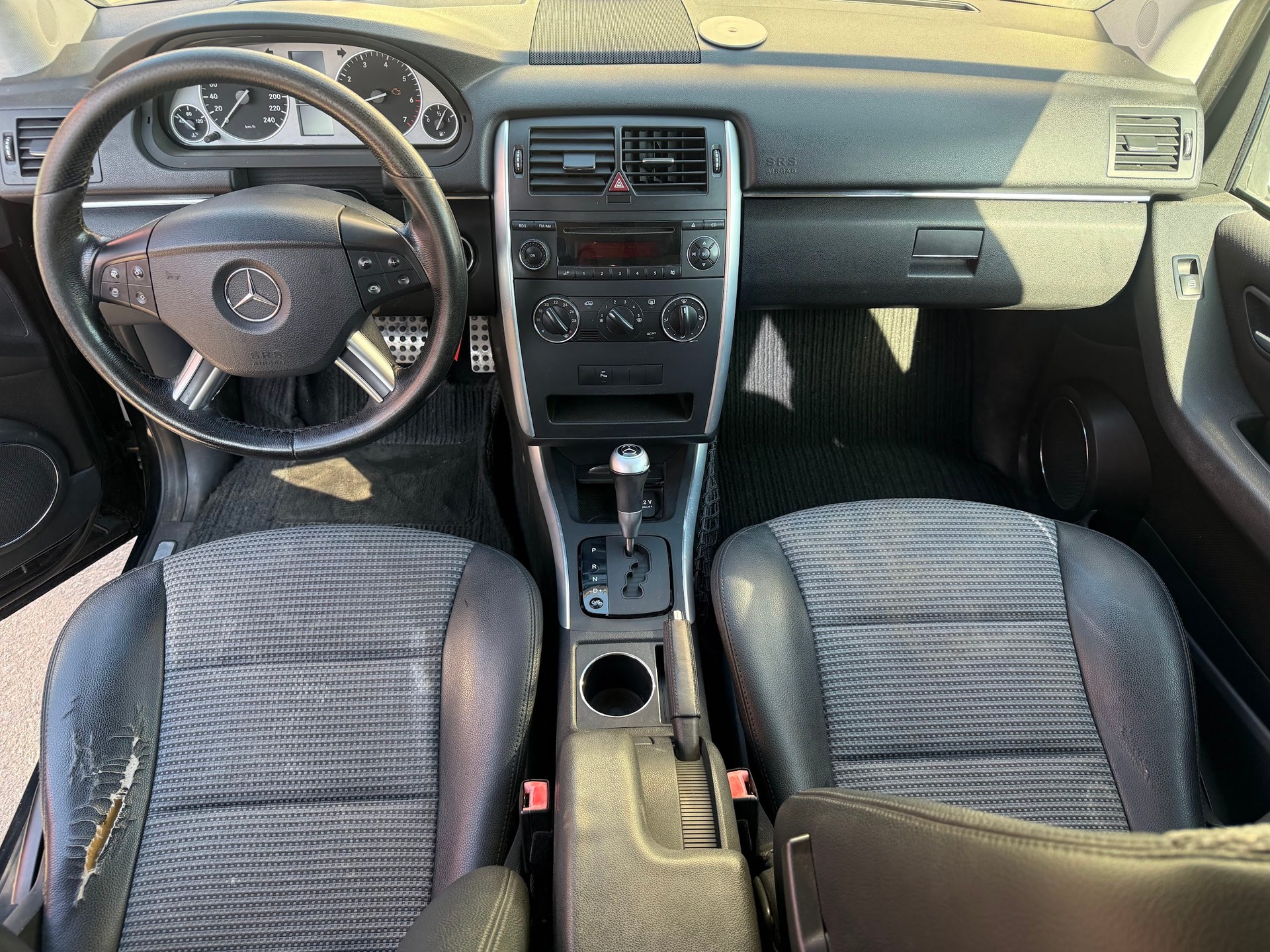 MERCEDES-BENZ B 200 T-image-8
