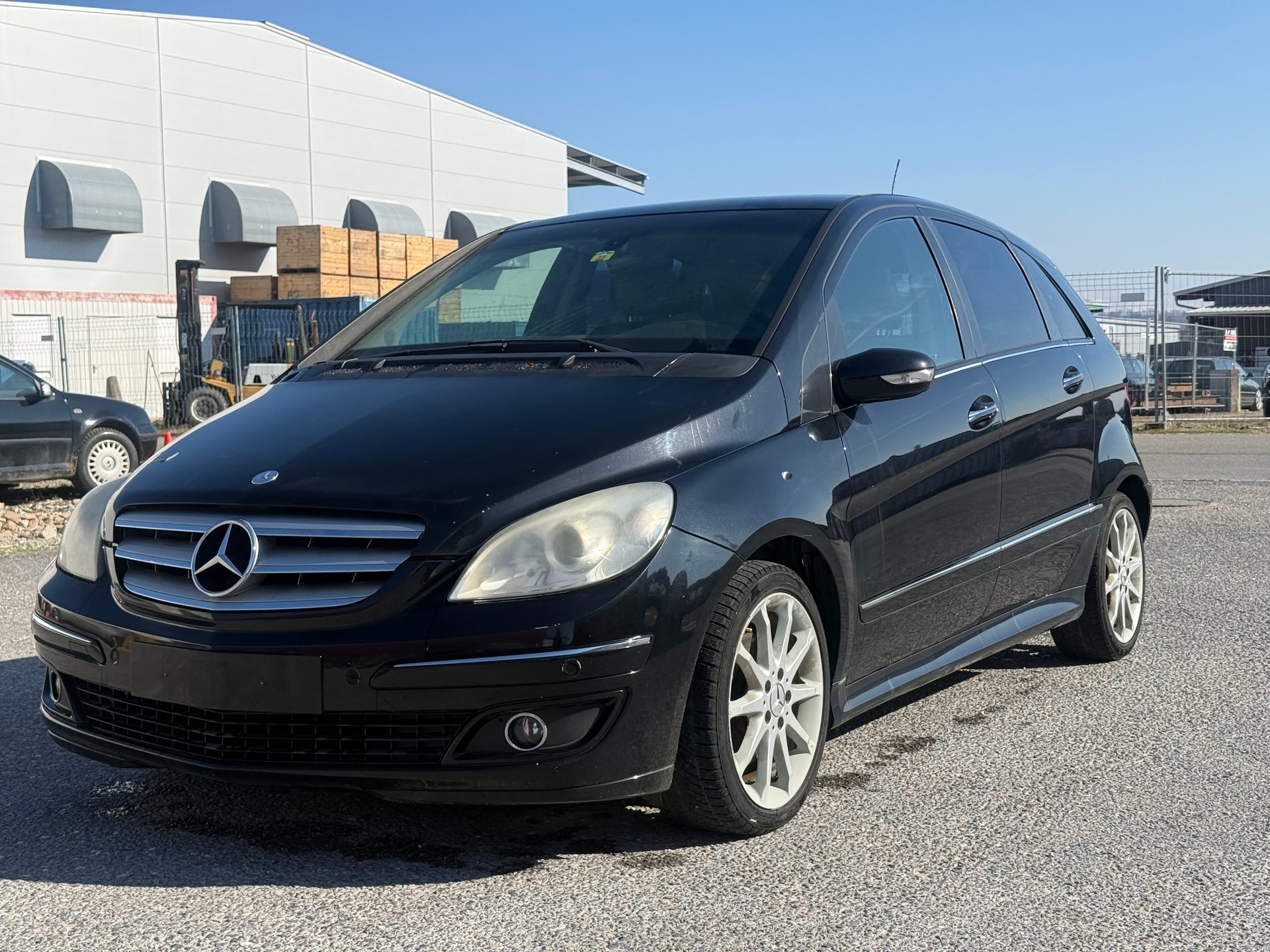 MERCEDES-BENZ B 200 T-image-0